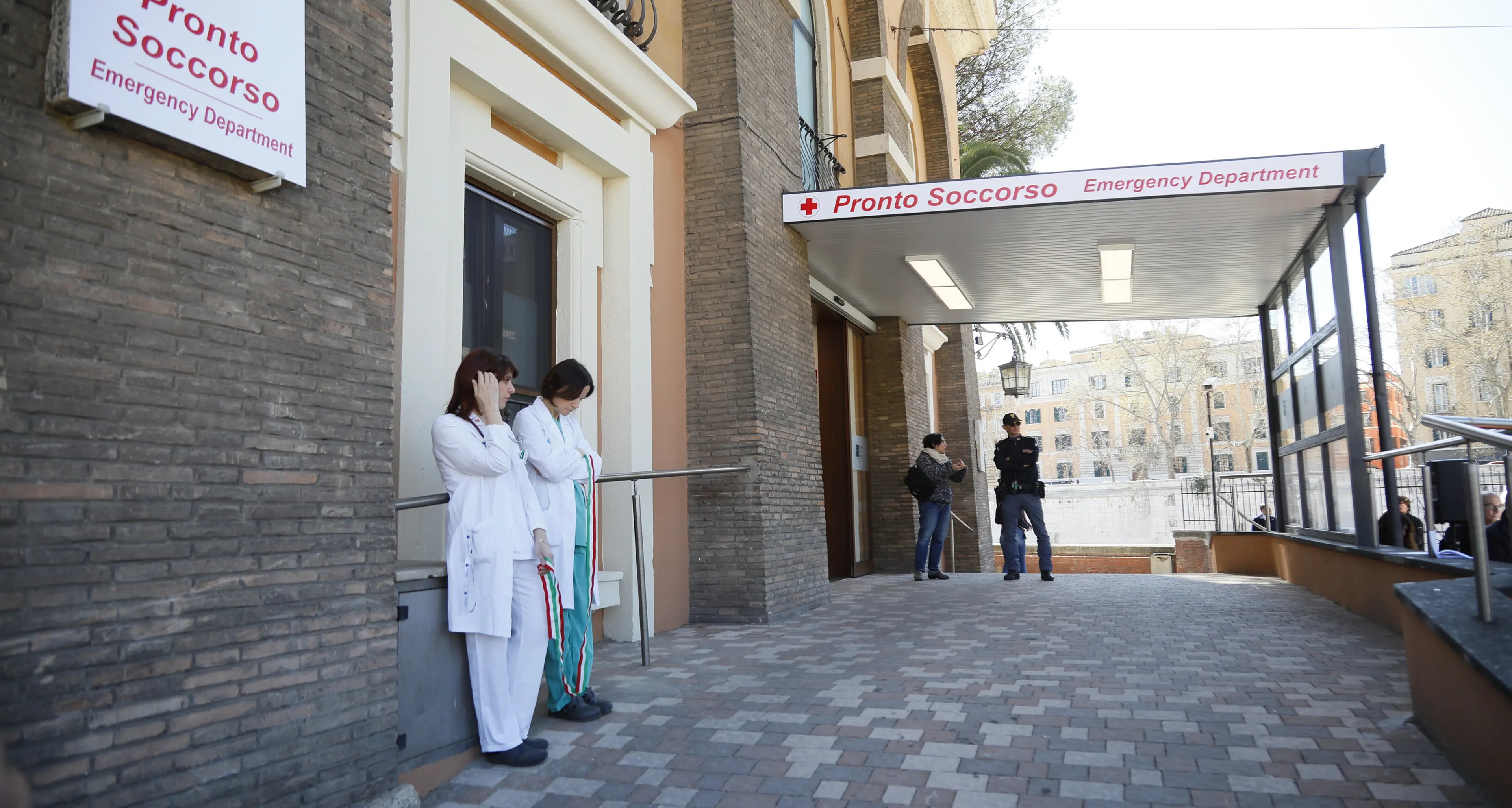 Ecco perché il nuovo contratto sulla sanità è un danno per i lavoratori