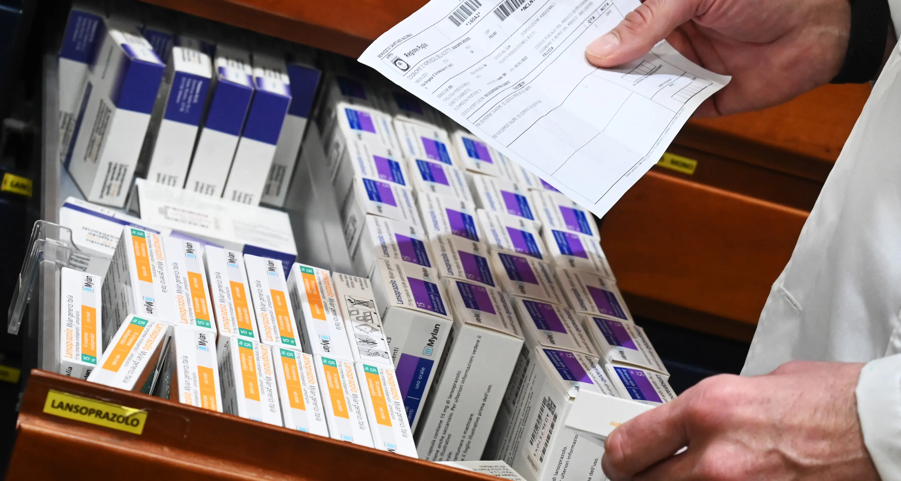 Farmacisti in sciopero per il contratto