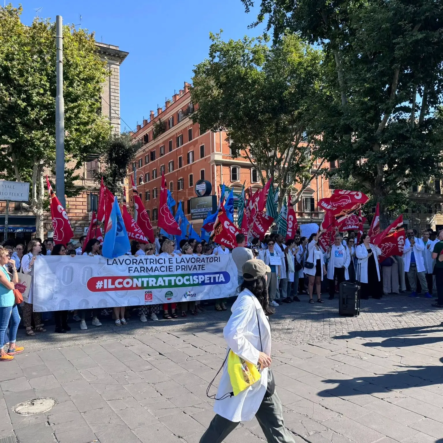 Farmacie in sciopero: “Vogliamo salari adeguati”