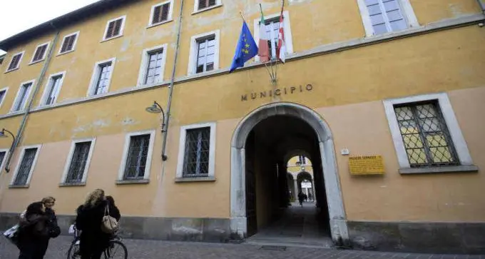 Como, Cgil-Cisl-Uil: “Il patrocinio comunale non può essere negato a priori ai sindacati”