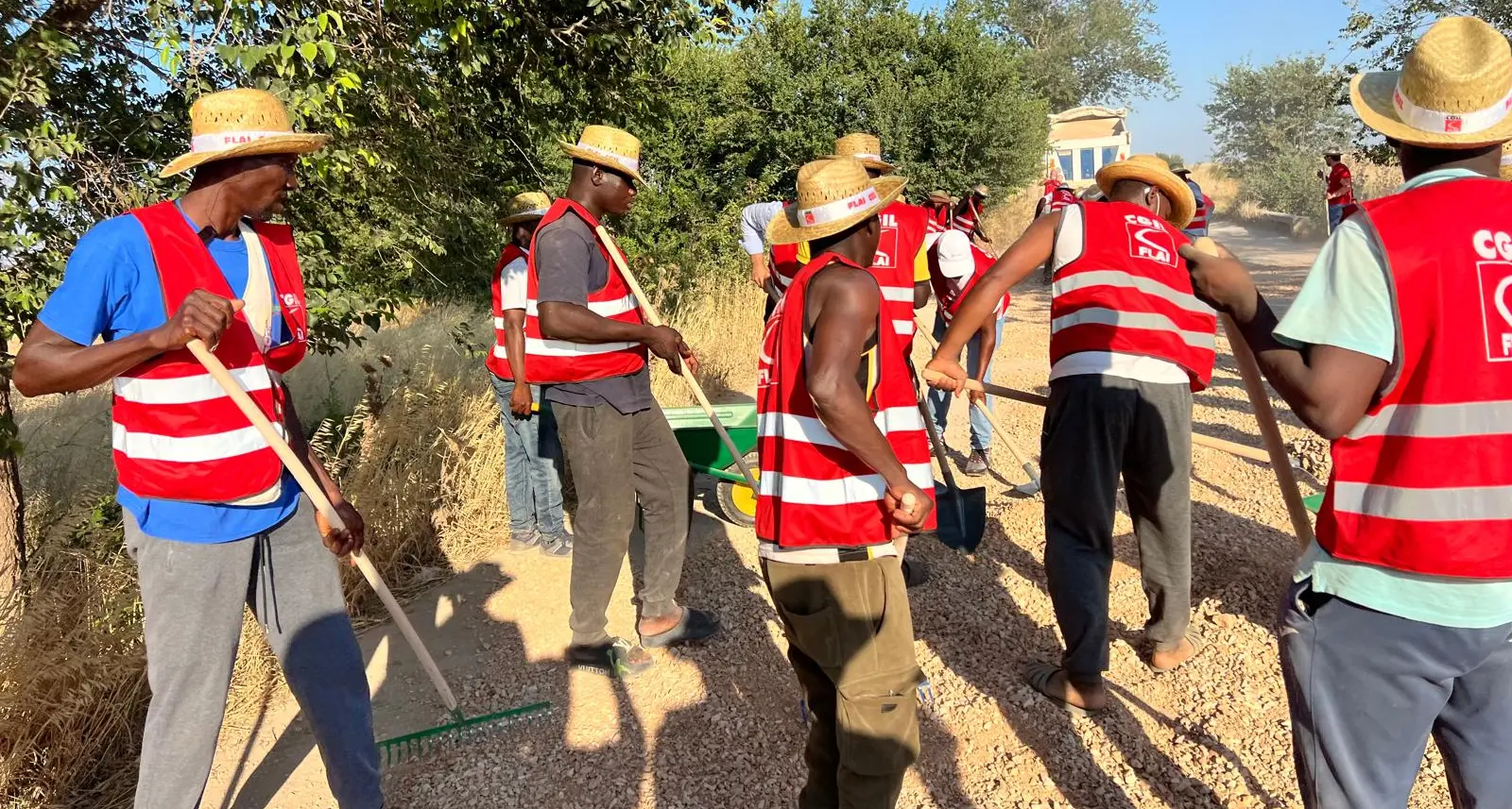 Puglia, migranti: “Bene lo sblocco dei fondi contro i ghetti, ma non basta”