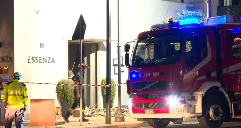 Terracina, crolla il tetto del ristorante stellato, morta la sommelier