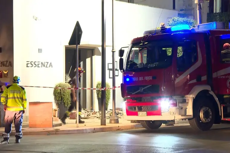 Terracina: crolla il tetto del ristorante, morta la sommelier