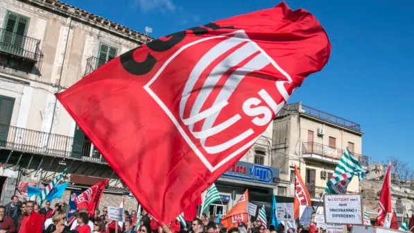 Tlc: riparte il confronto sul contratto. Revocato lo sciopero