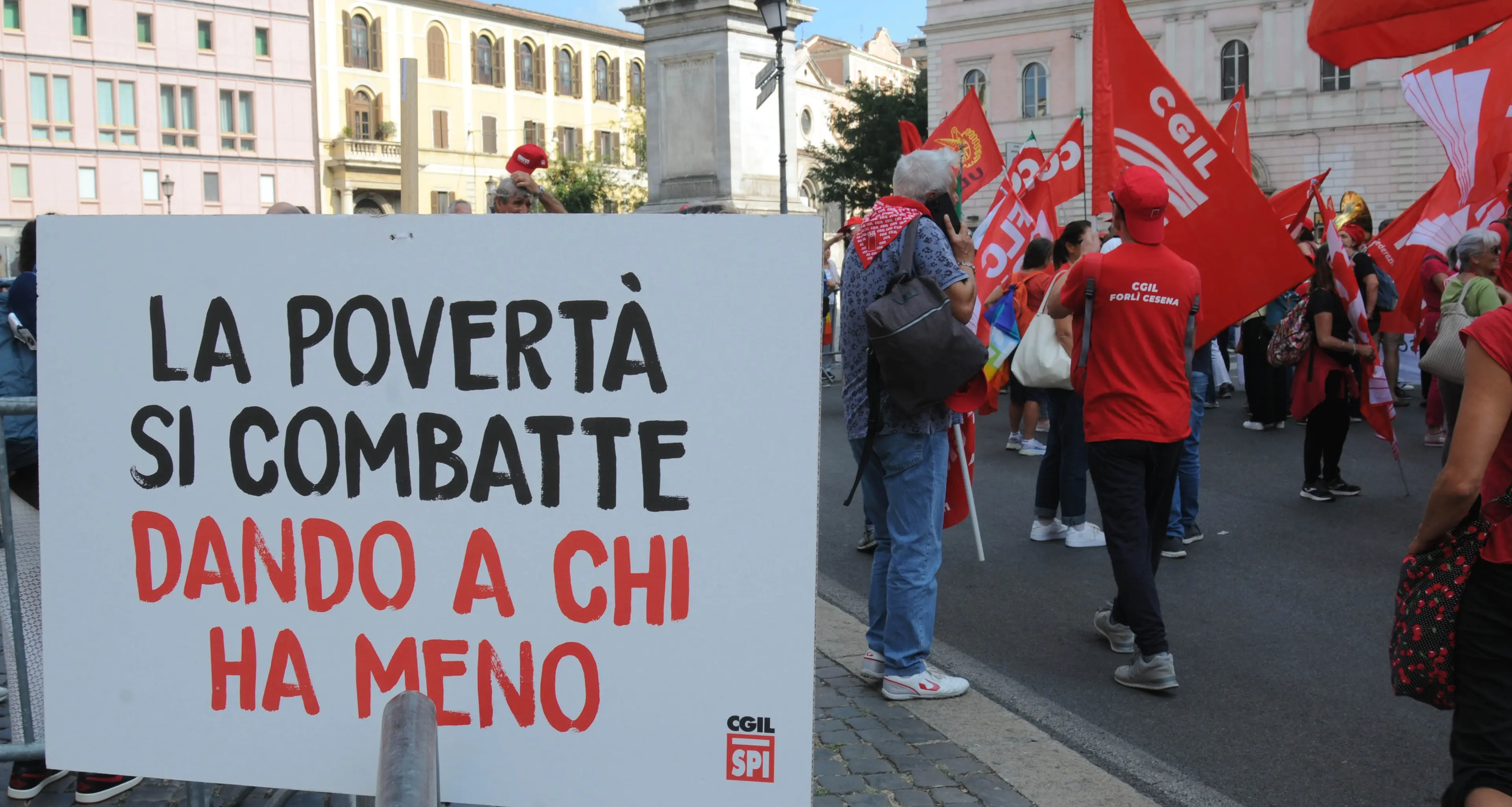 Due milioni di minori a rischio povertà: un’emergenza nazionale