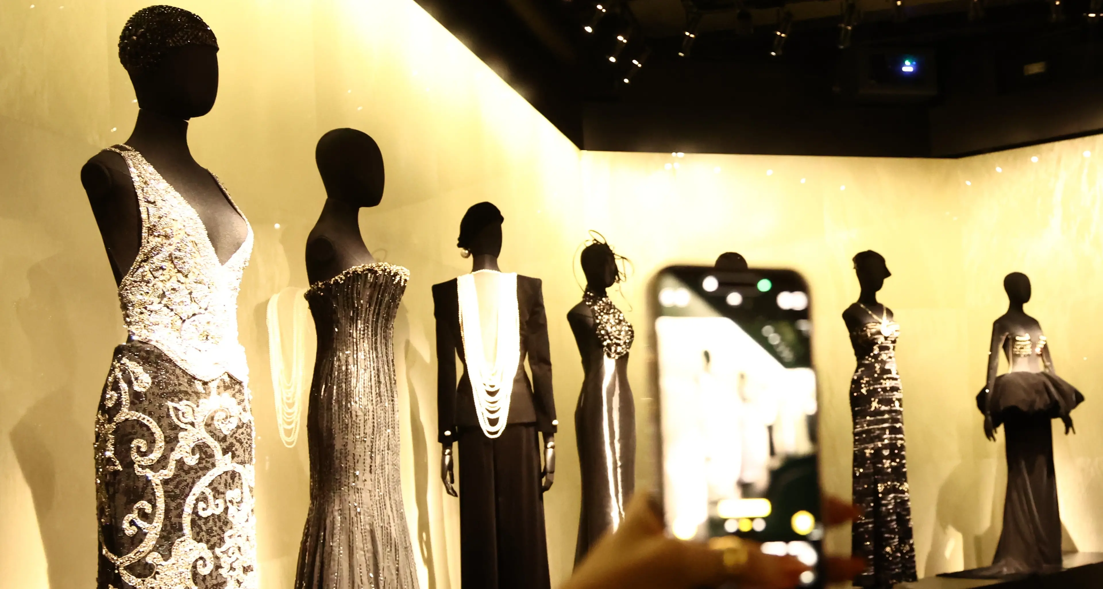 Moda, i sindacati: “Stop allo sfruttamento nei subappalti”