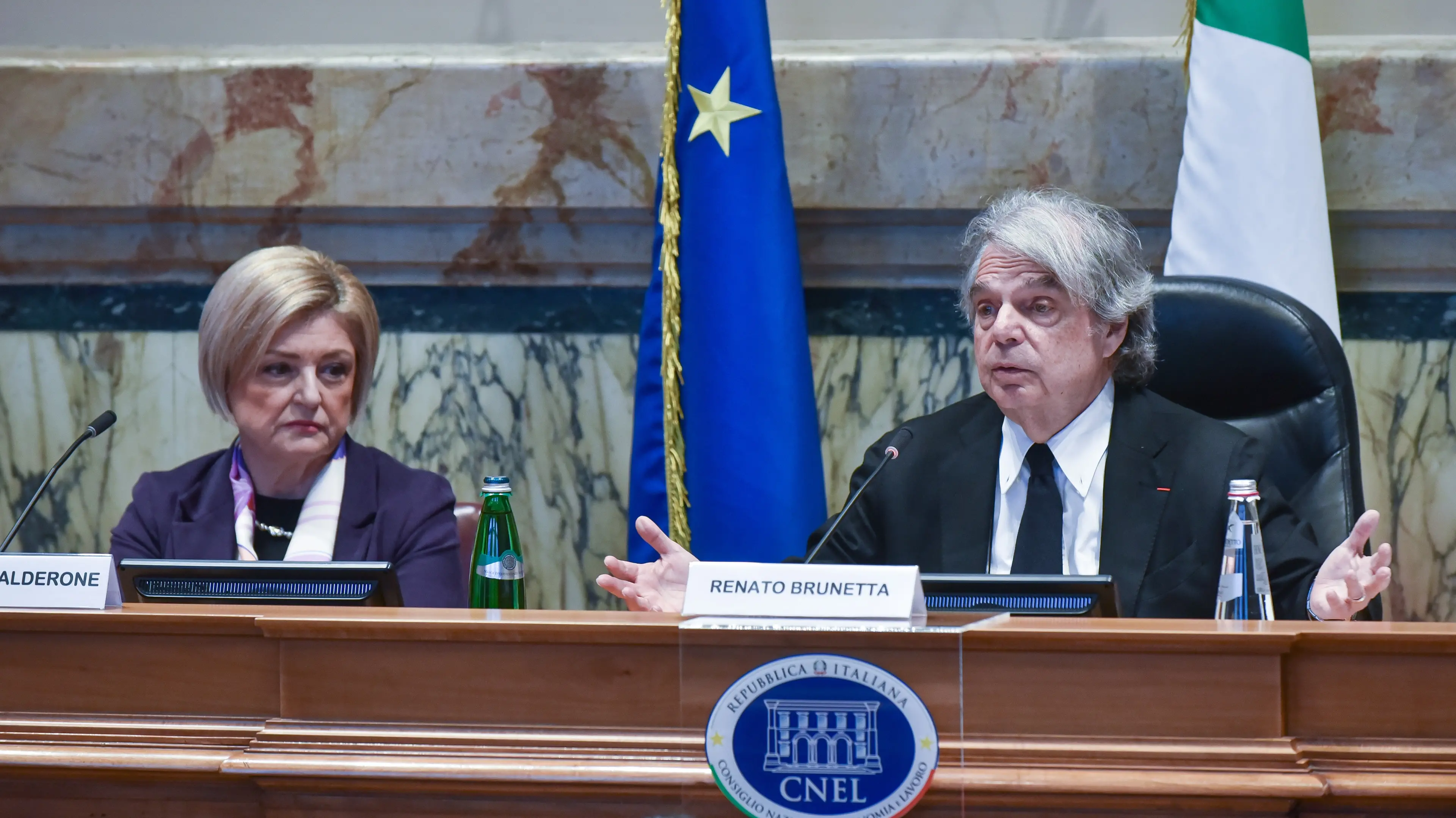 IMAGOECONOMICA