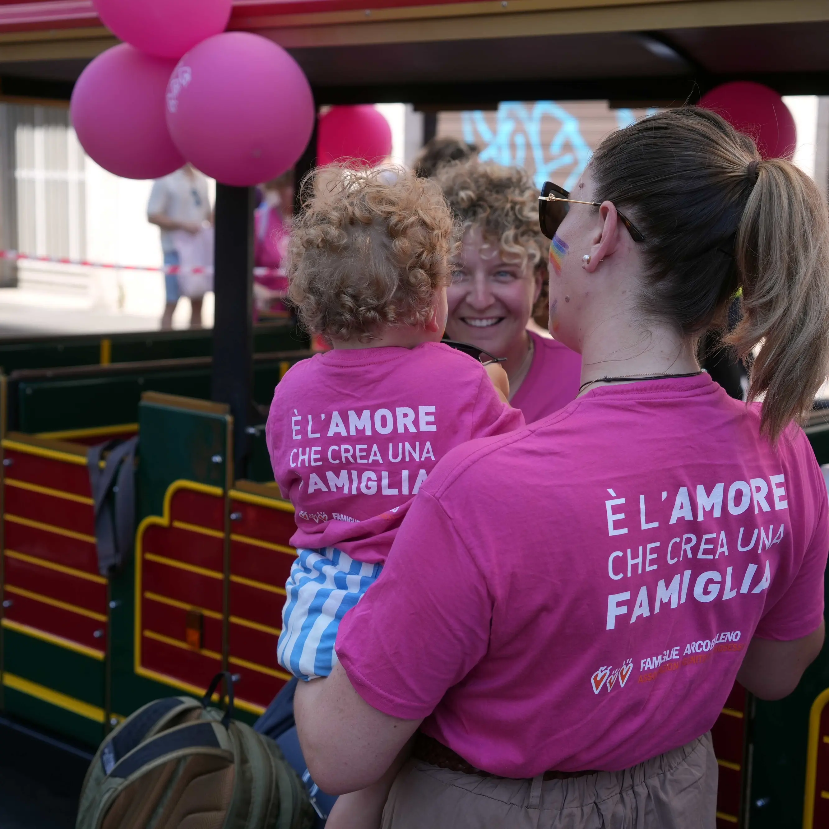 Consulta: congedo di paternità anche alla madre nelle coppie omogenitoriali femminili