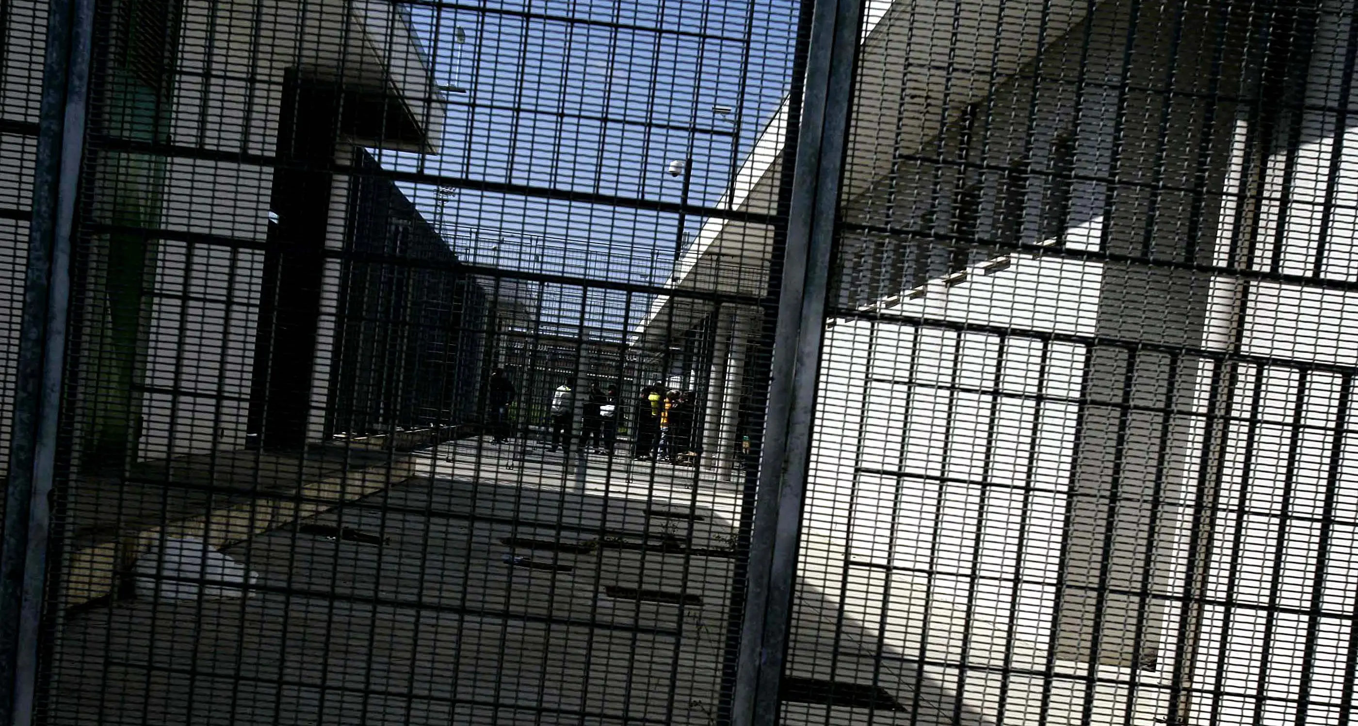 “Chiudete il Cpr di Ponte Galeria”