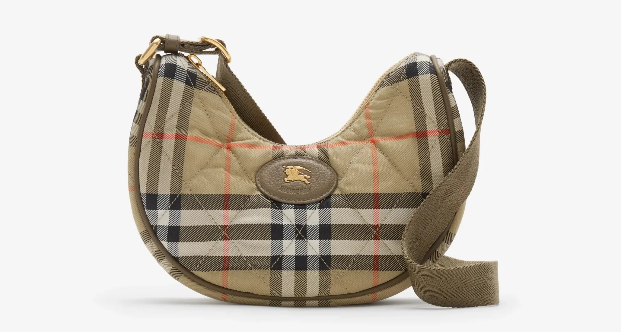 Burberry si riorganizza, 39 licenziamenti