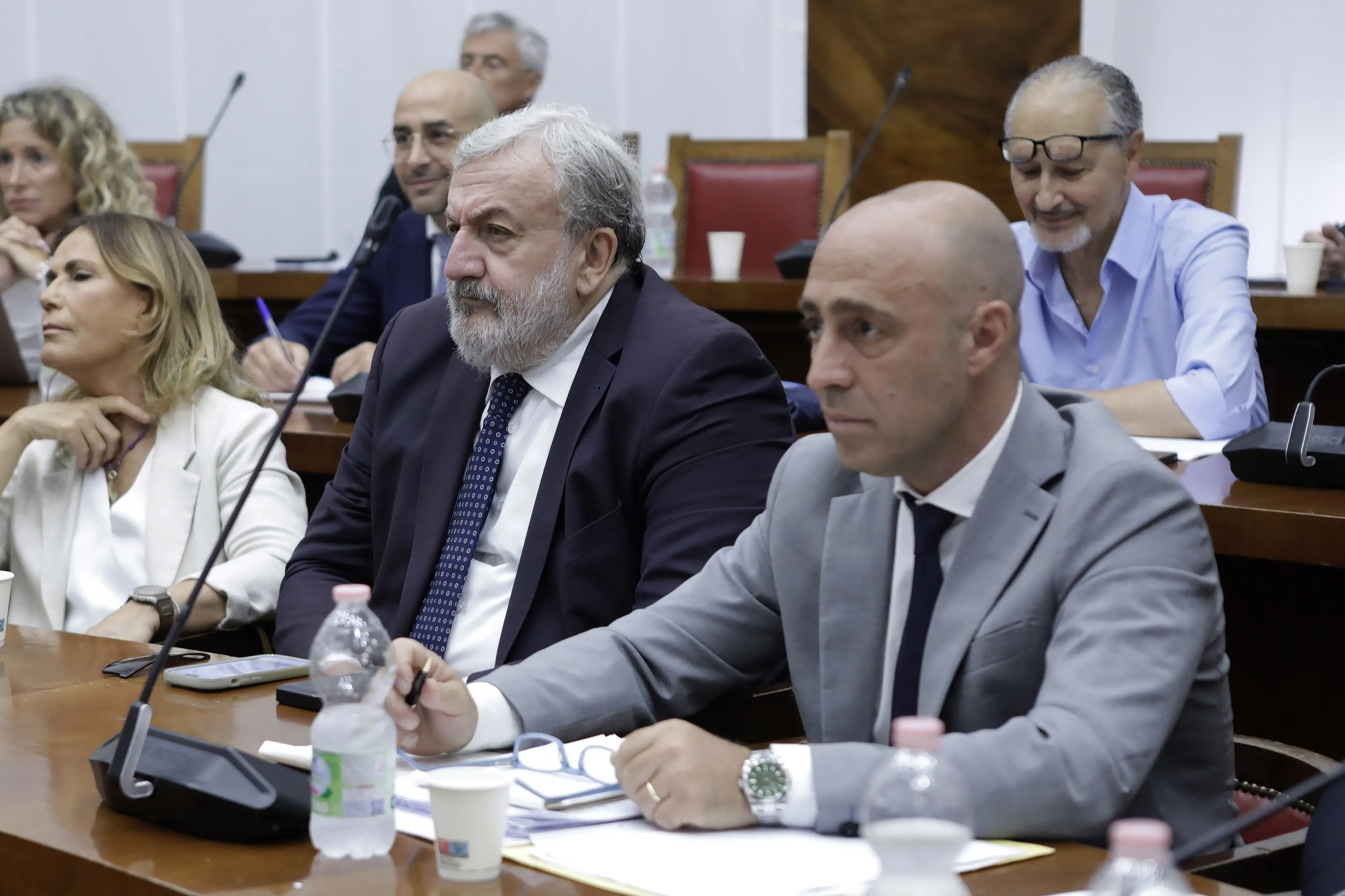 MICHELE EMILIANO PRESIDENTE REGIONE PUGLIA, PIERO BITETTI SINDACO DI TARANTO
