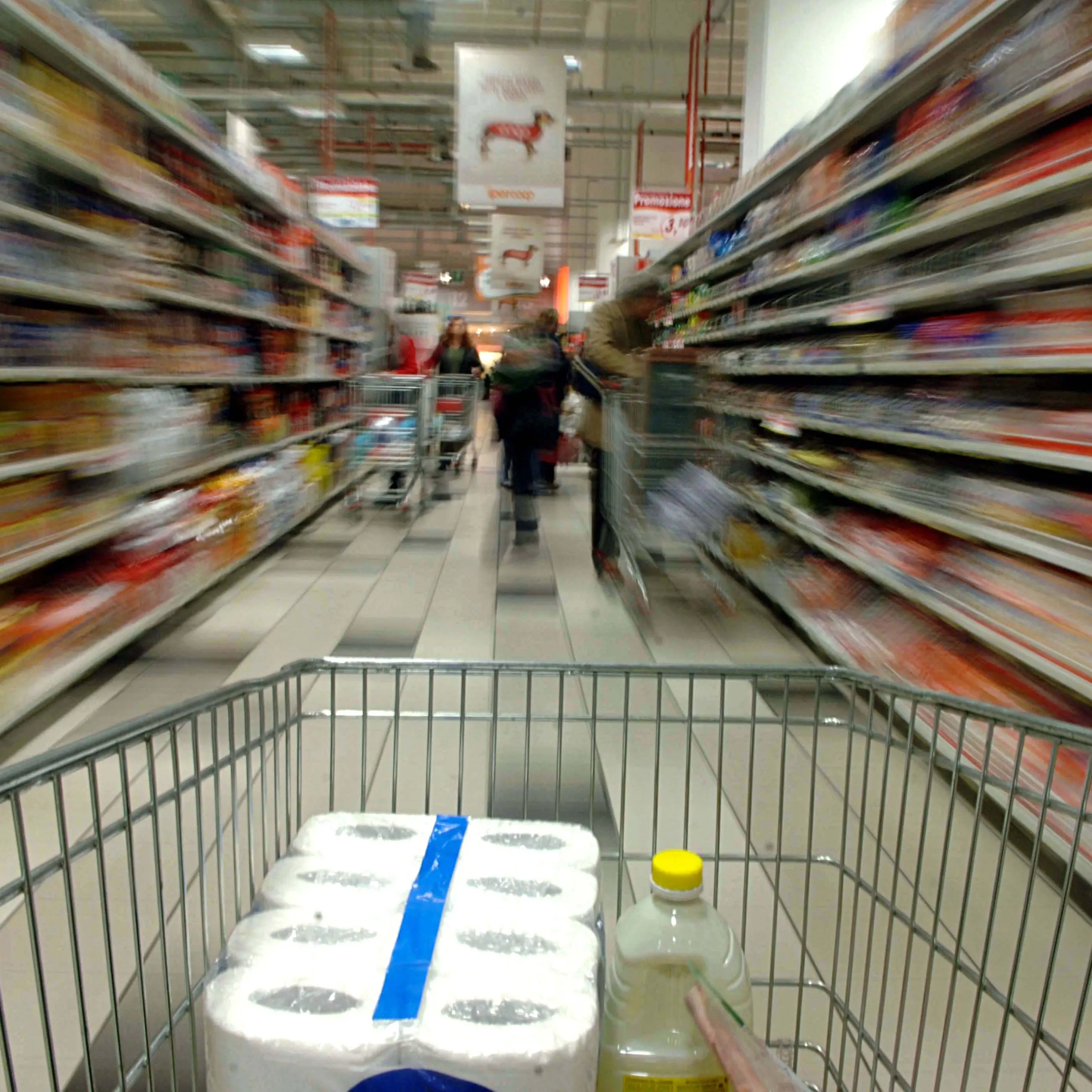 Il carrello della spesa? Sempre più caro