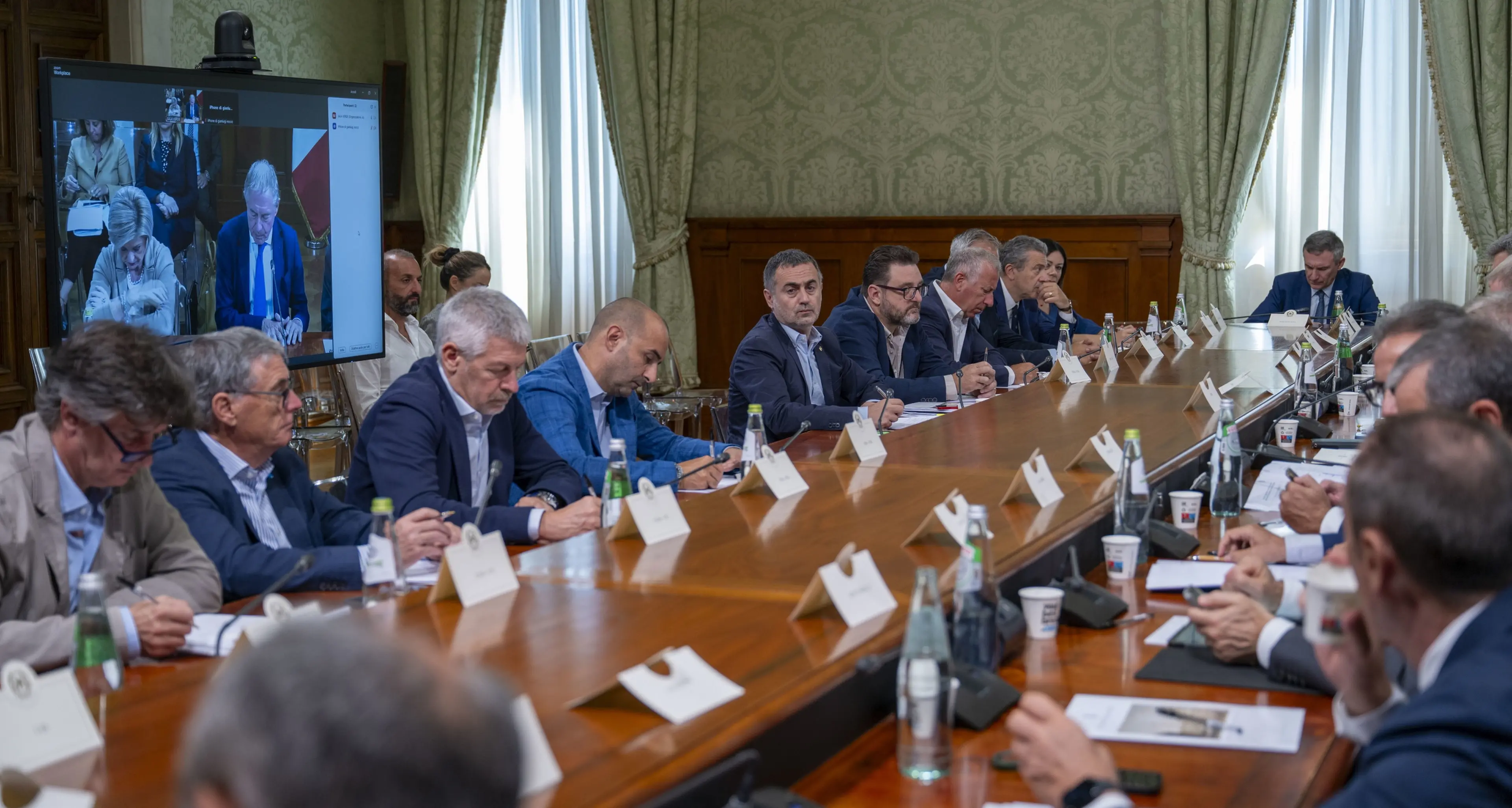 Ex Ilva, sindacati chiedono incontro a gruppi parlamentari