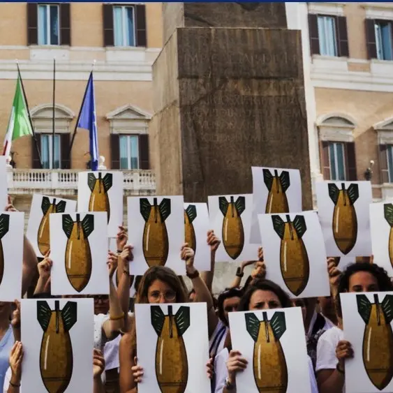 No al Defence Summit a Roma: la protesta di Stop ReArm Europe