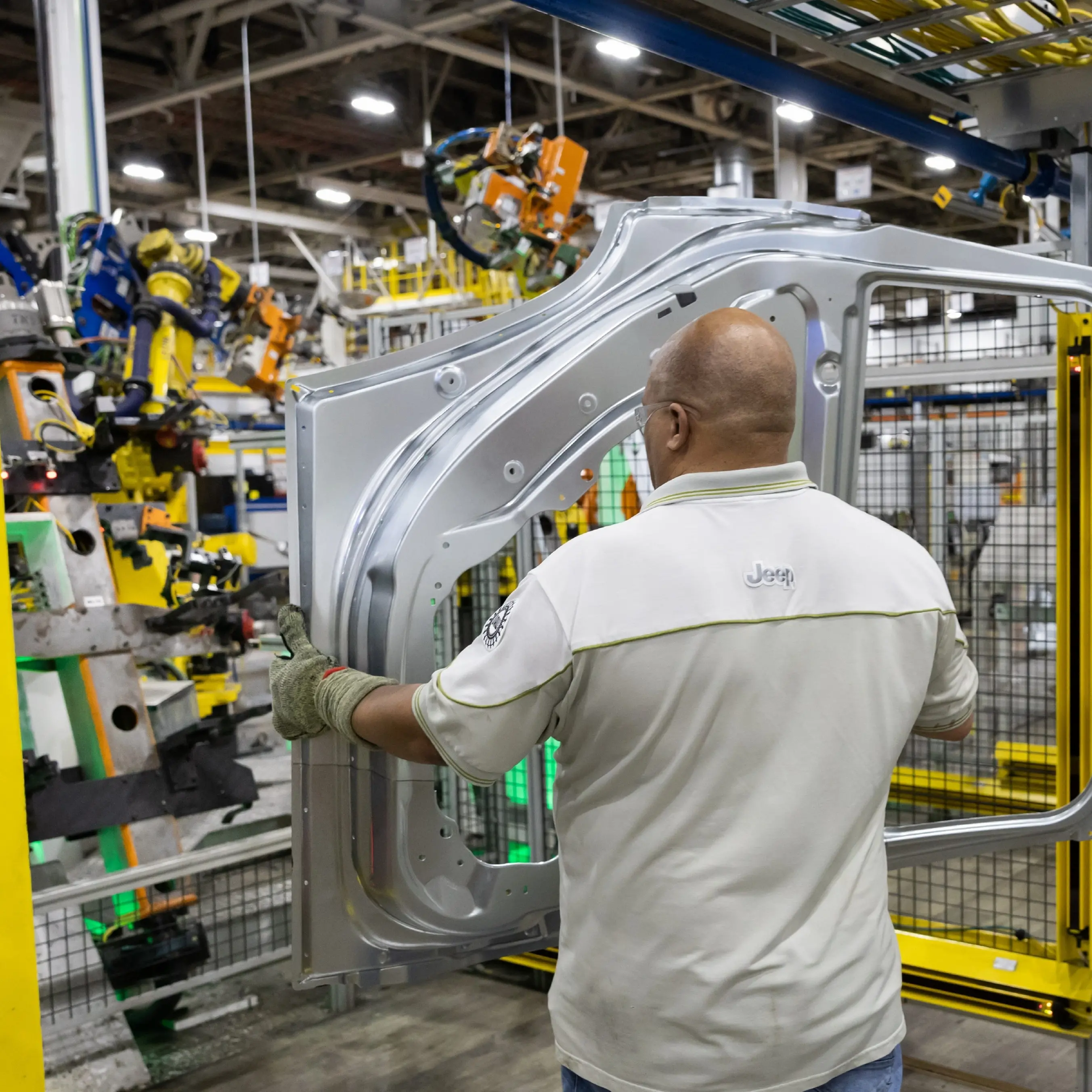 Stellantis, Fiom: ok Jeep Compass a Melfi, ma non basta