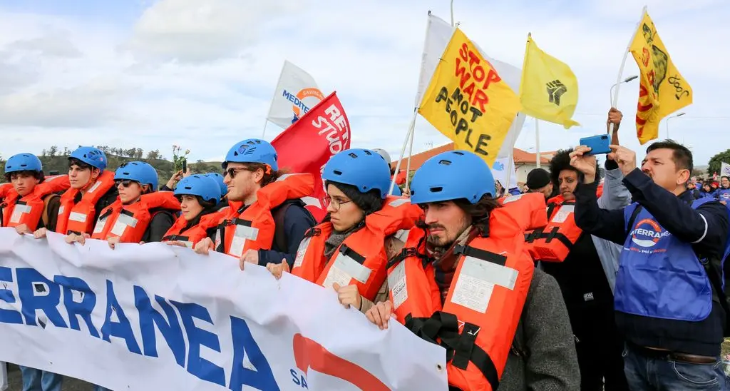 Trapani, la Cgil in piazza: “Liberate la Mediterranea”