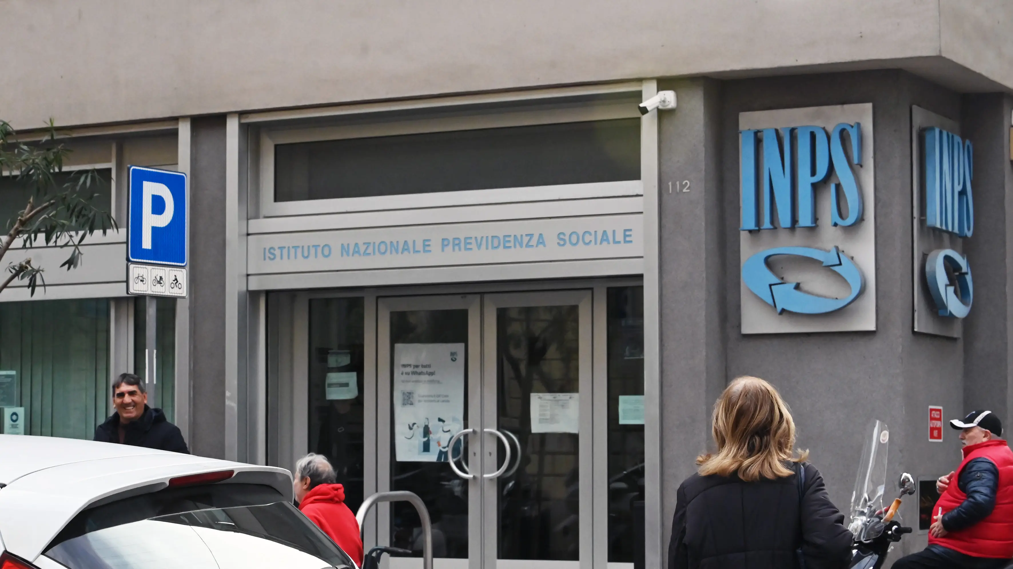 IMAGOECONOMICA