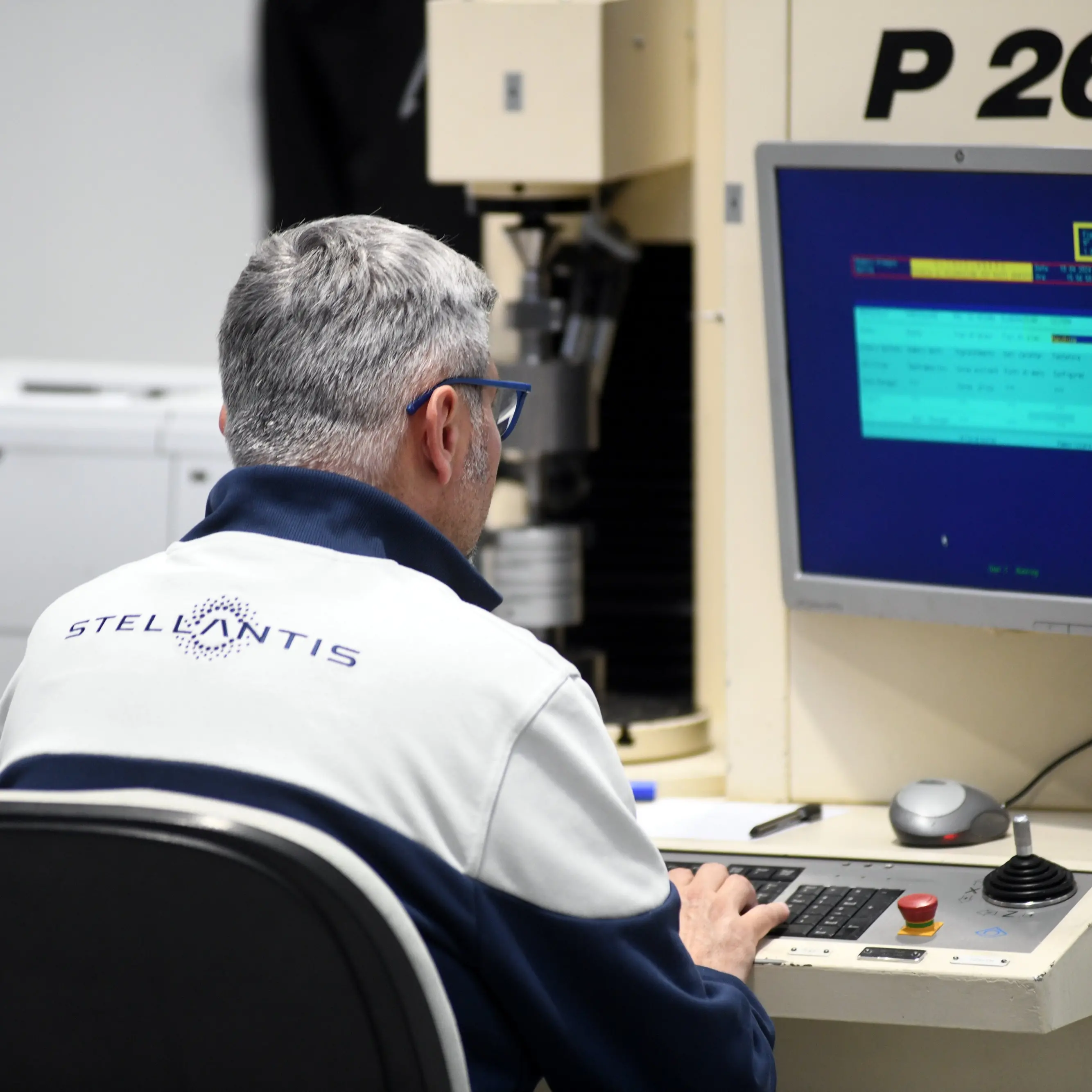 Stellantis, Fiom: occorre fermare la fuga dall’Italia