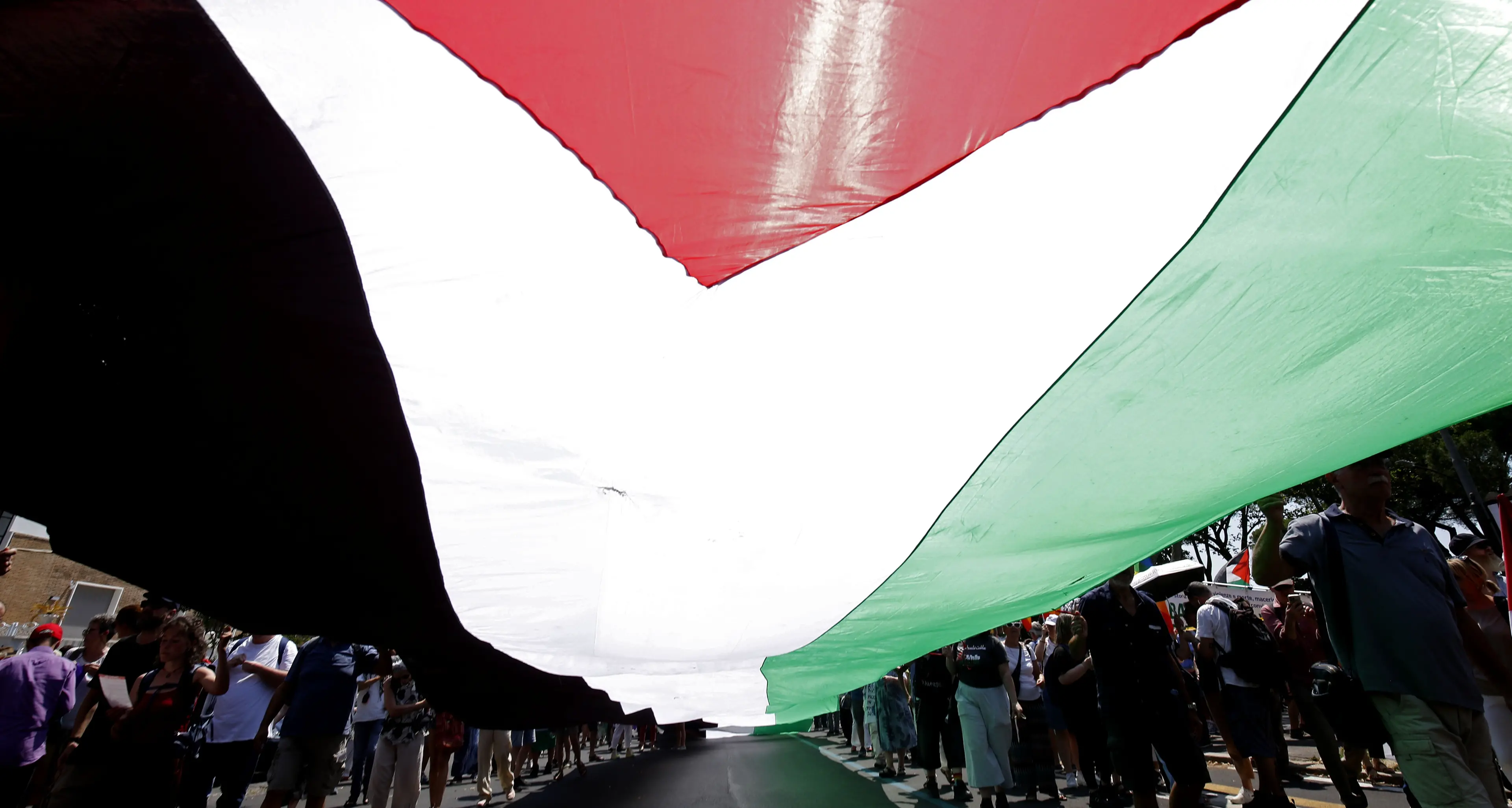 La Global Sumud Flotilla approda in Sicilia