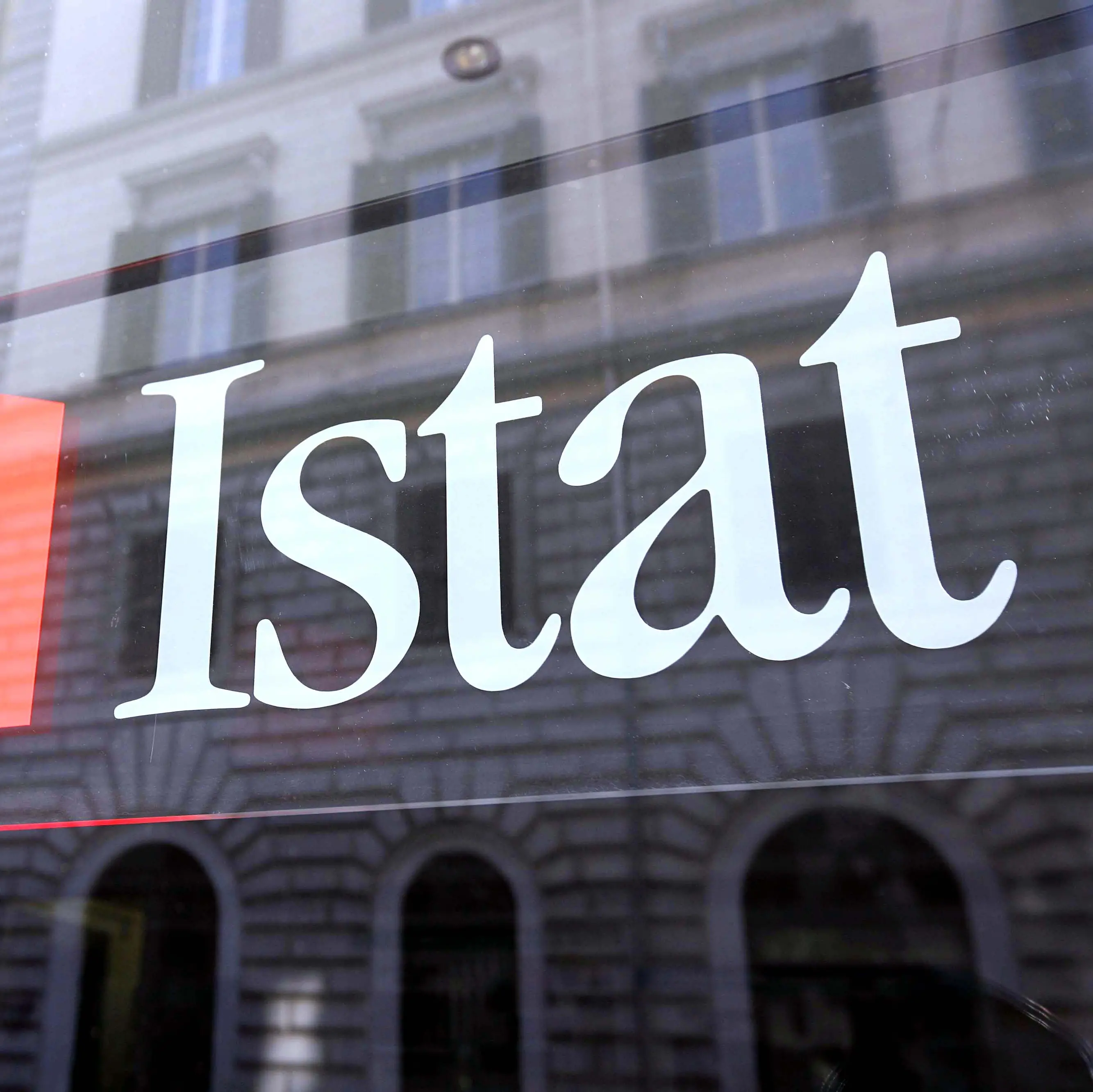 Occupazione rivista al ribasso: l’Italia perde 120 mila posti