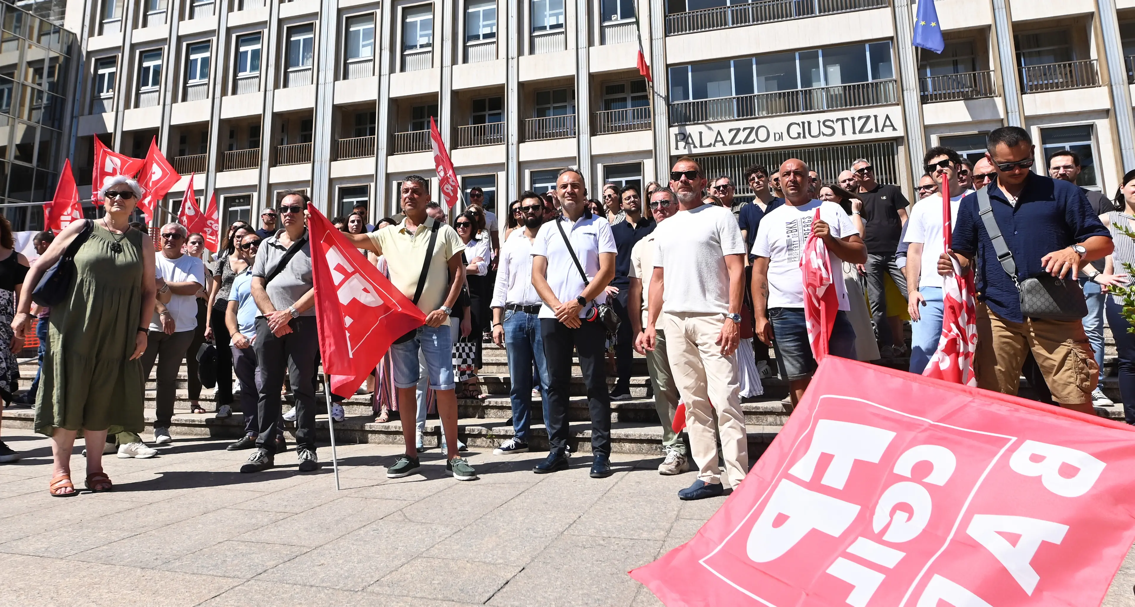 Precari della giustizia senza futuro: è sciopero