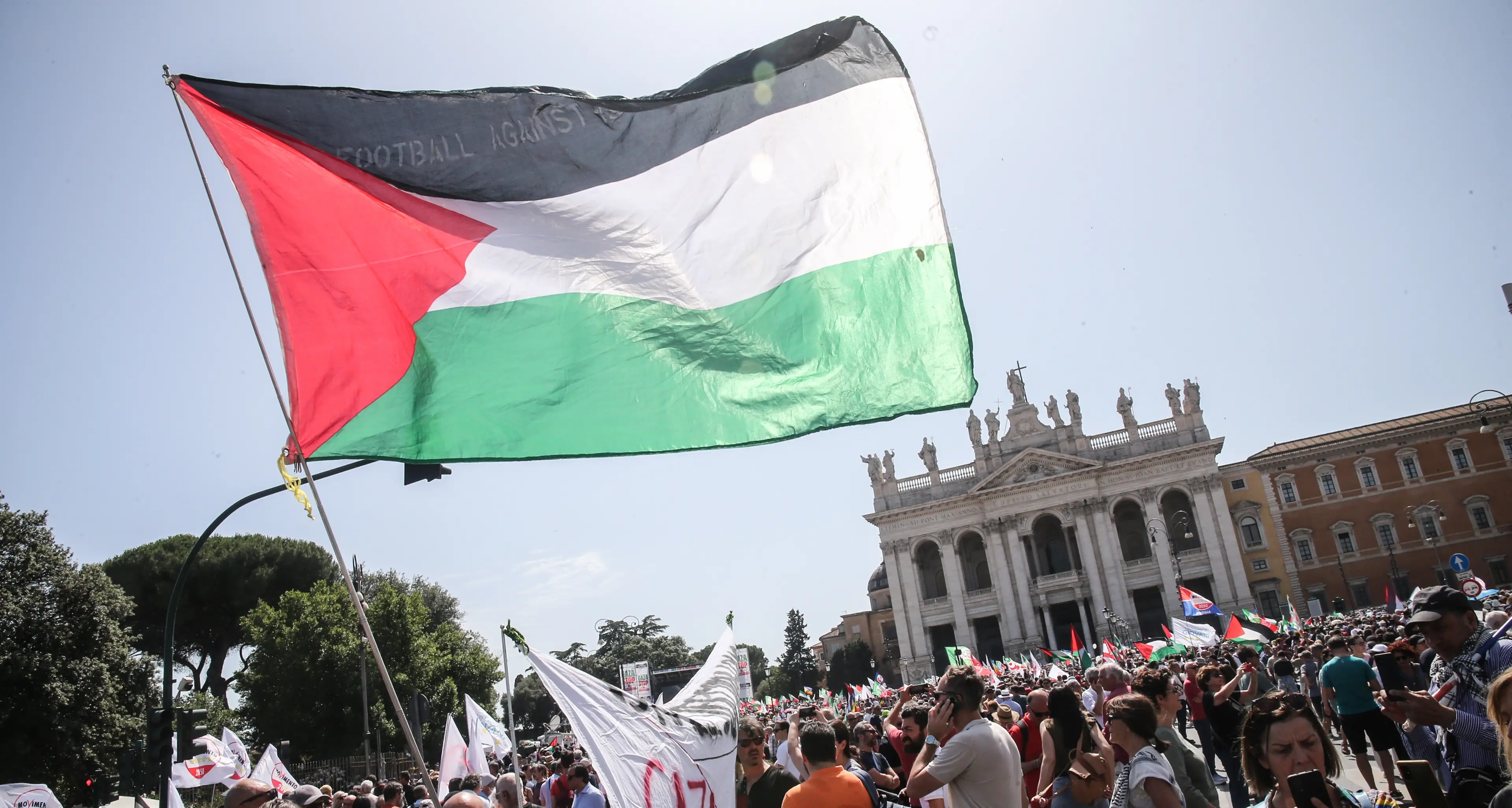 Il lavoro sciopera per Gaza