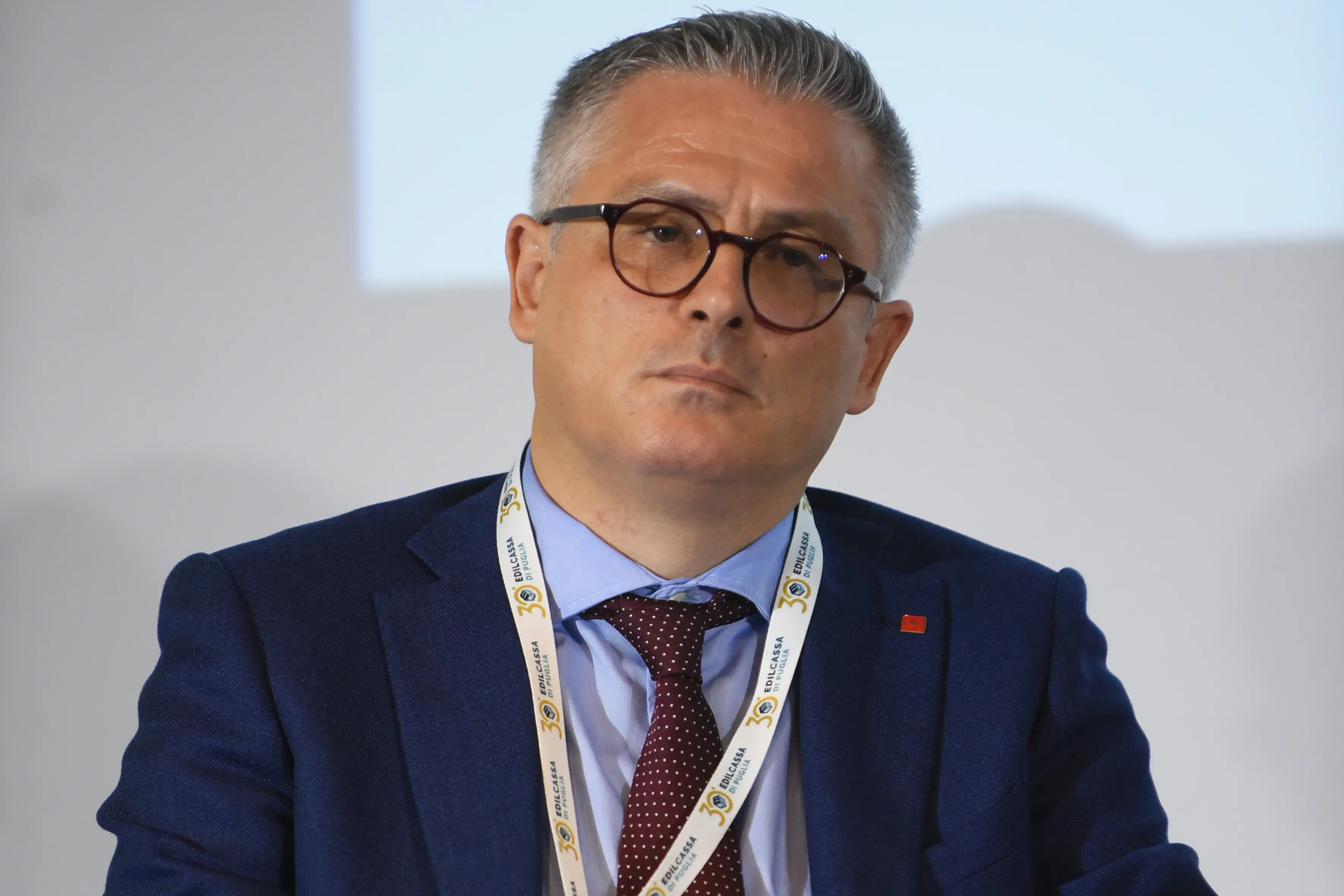 IMAGOECONOMICA