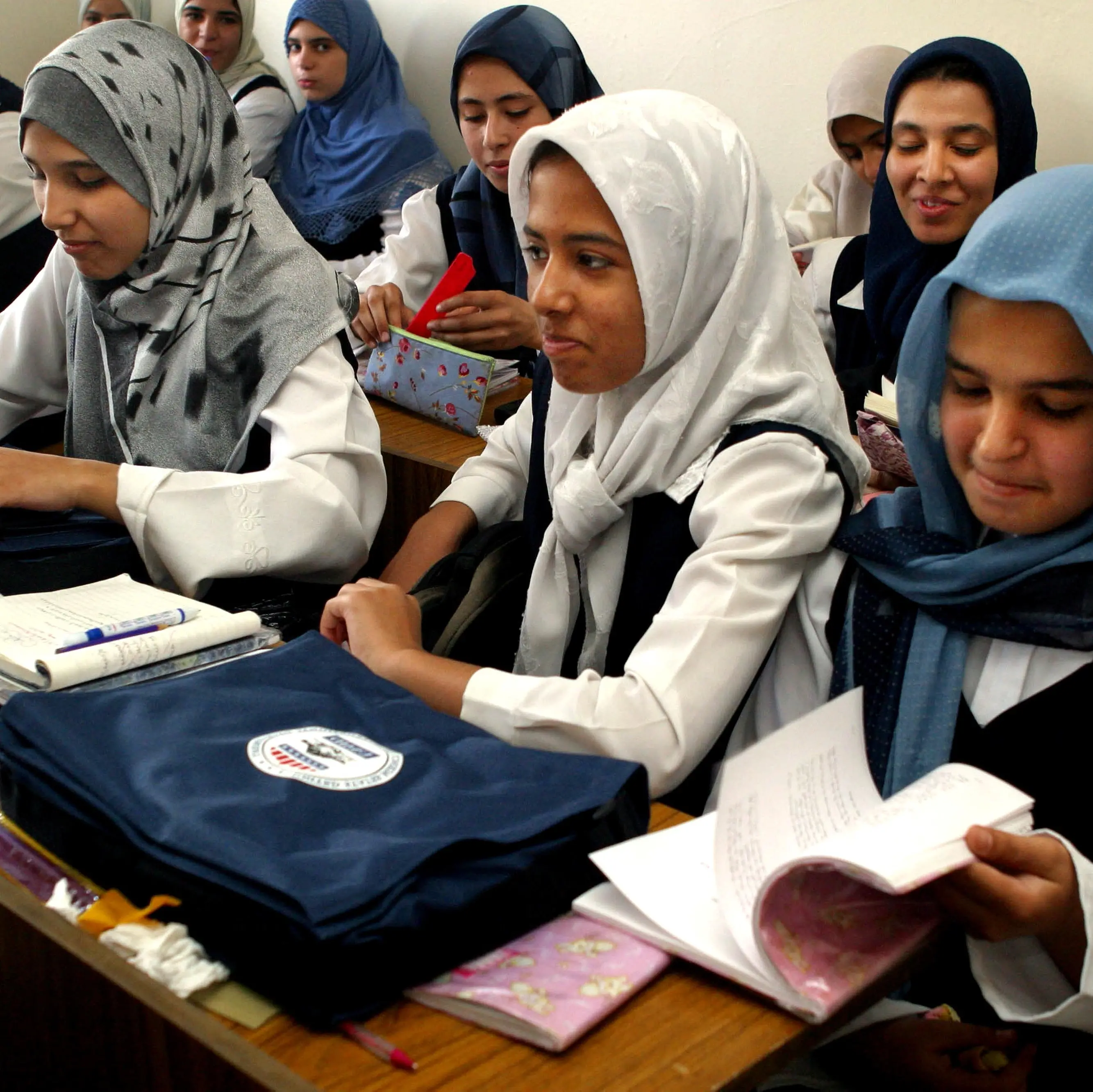“Fate uscire quegli studenti da Gaza”