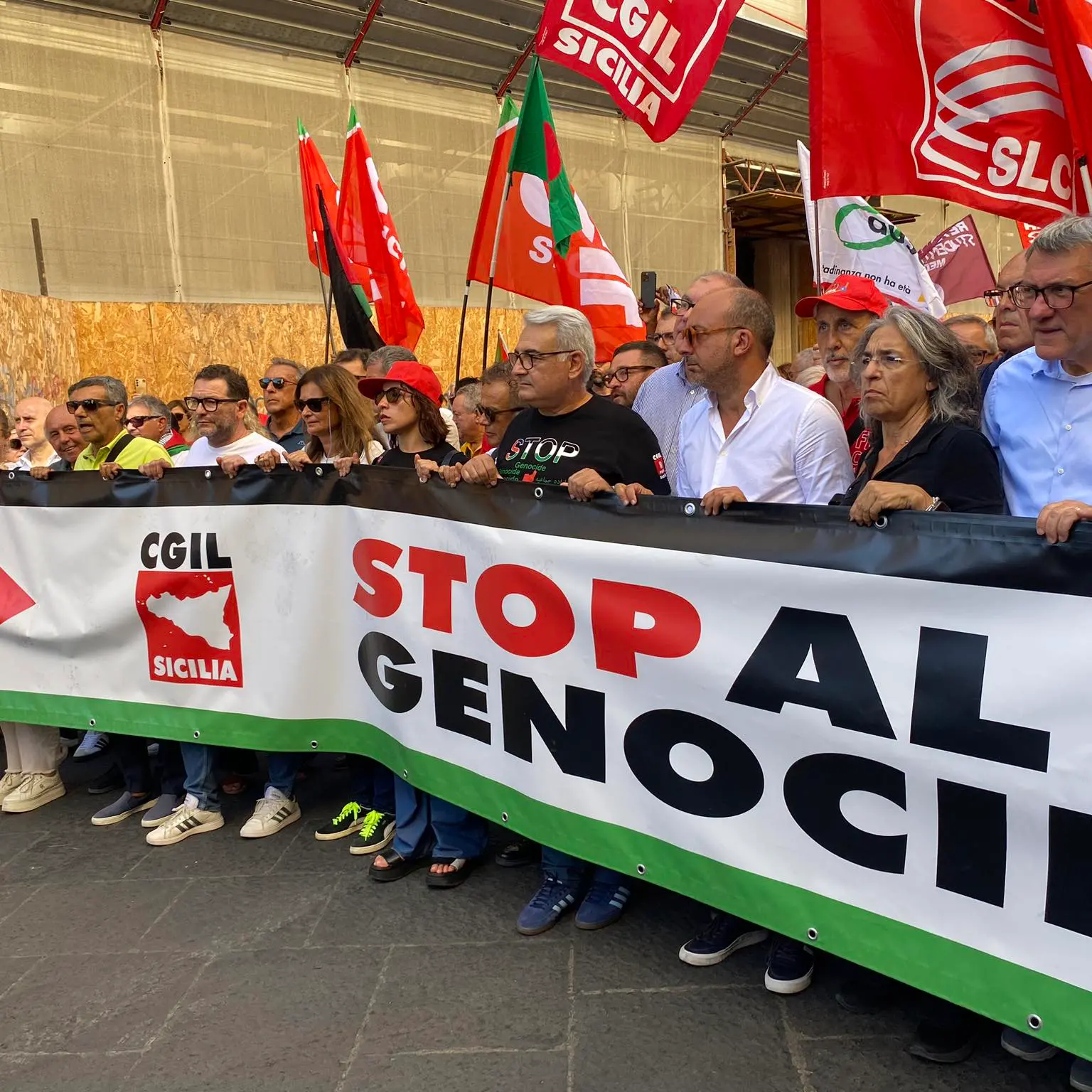 Catania, Landini: “Logica profitto porta mondo a riarmo e alla guerra”