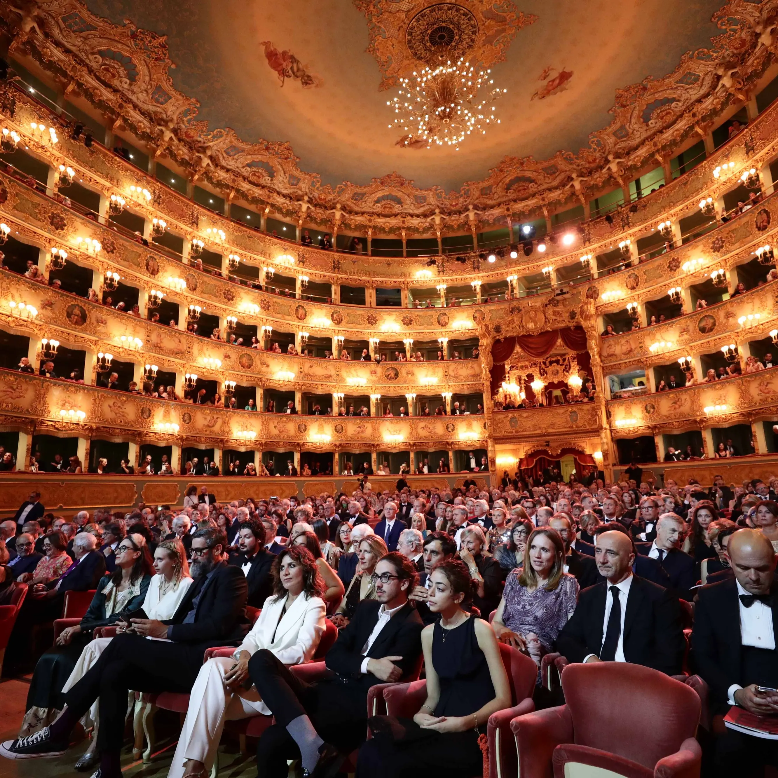La Fenice, Venezi nominata direttrice musicale. Cgil ed Slc denunciano: “Logiche spartitorie politiche”