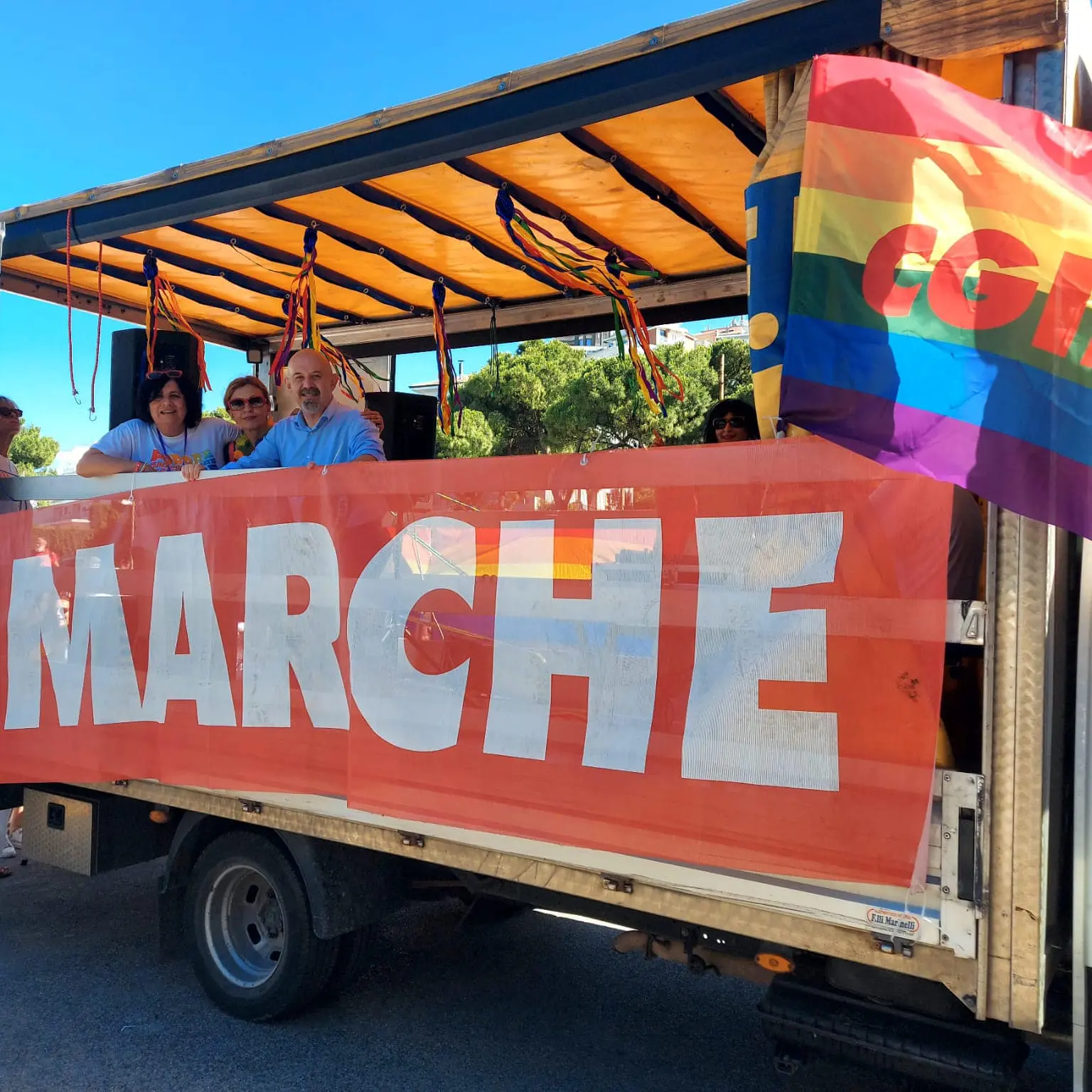 Marche al voto. Santarelli, Cgil: “In ballo un pezzo di democrazia. Altro che rotonde e sagre cittadine”