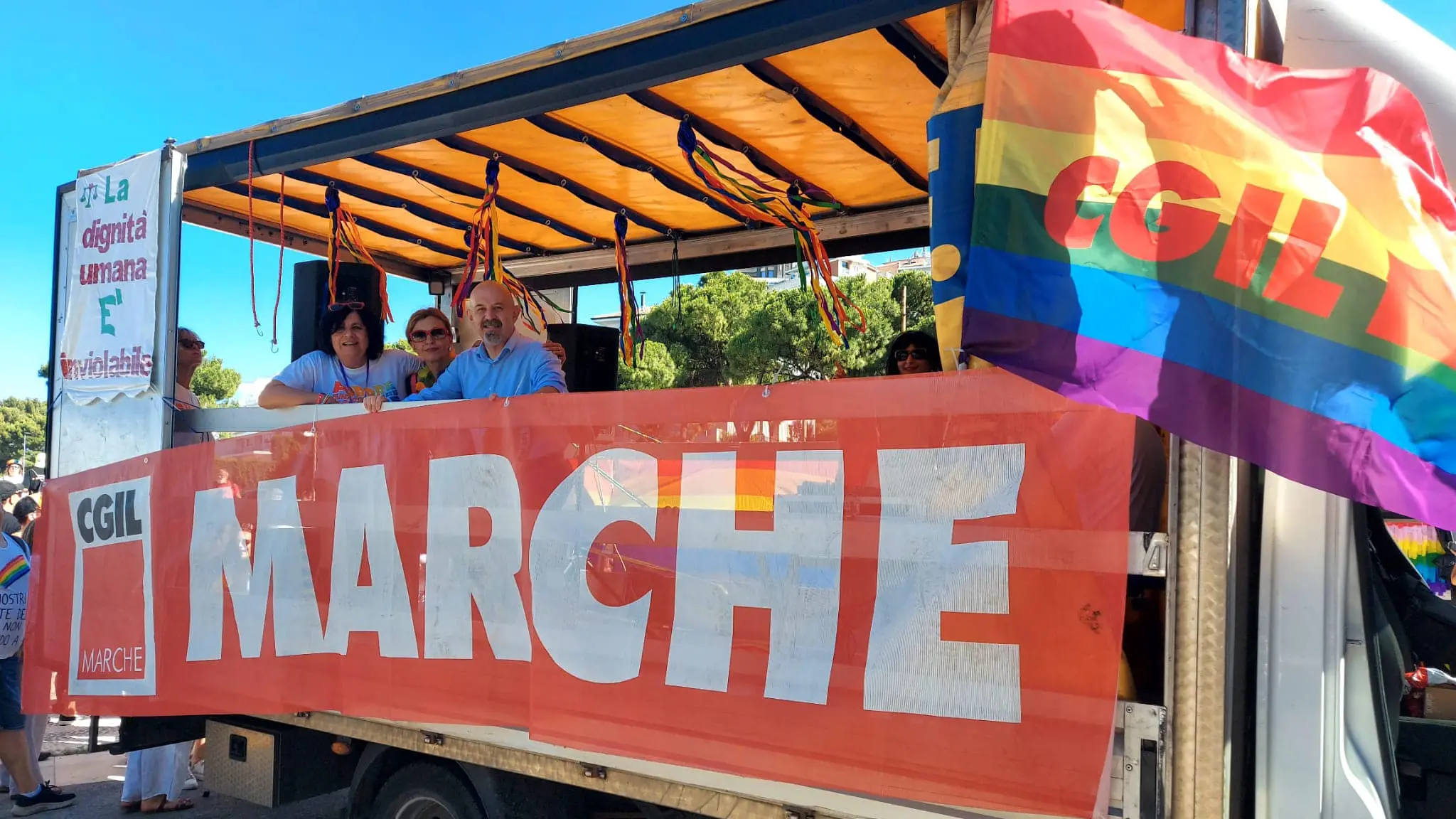 Marche al voto. Santarelli, Cgil: “In ballo un pezzo di democrazia. Altro che rotonde e sagre cittadine”