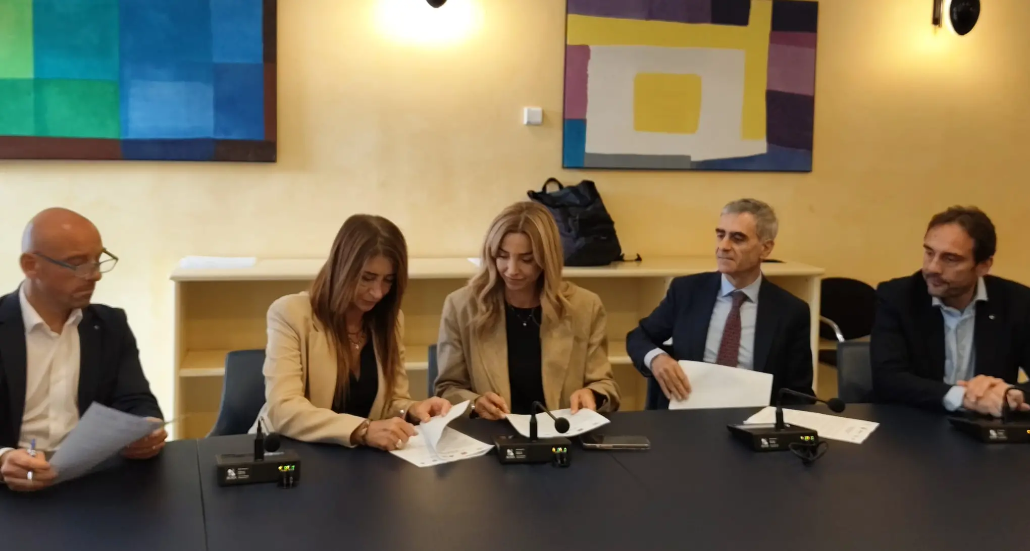 Comune di Genova. Cgil Cisl Uil: “Siglato protocollo per modello di relazioni sindacali”