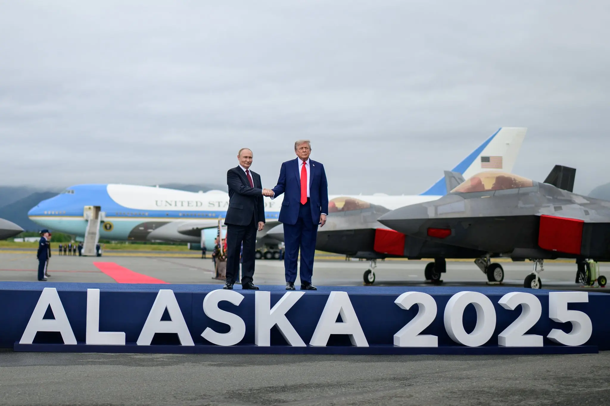 VLADIMIR PUTIN PRESIDENTE RUSSIA DONALD TRUMP PRESIDENTE USA