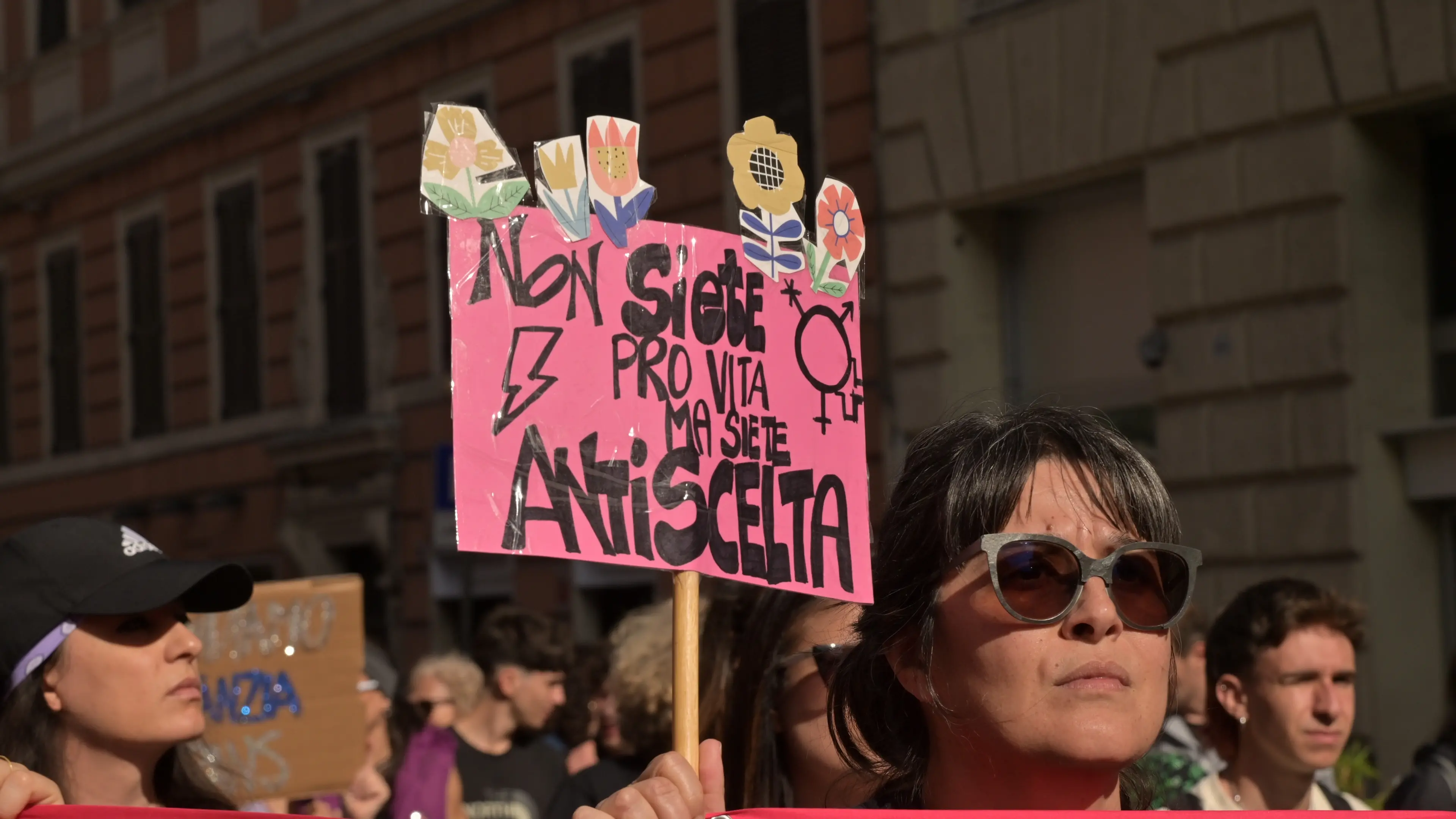 IMAGOECONOMICA