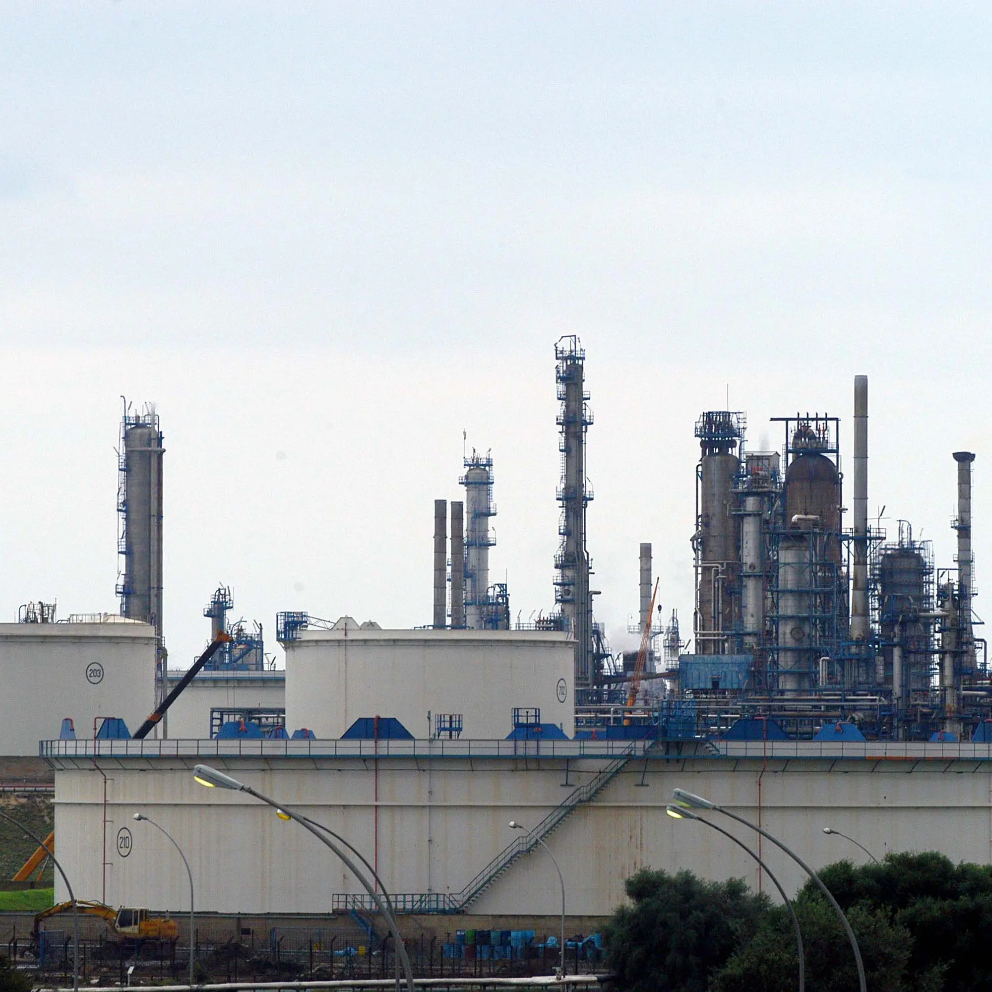 Eni: Priolo accelera, Ragusa ferma. I sindacati chiedono garanzie