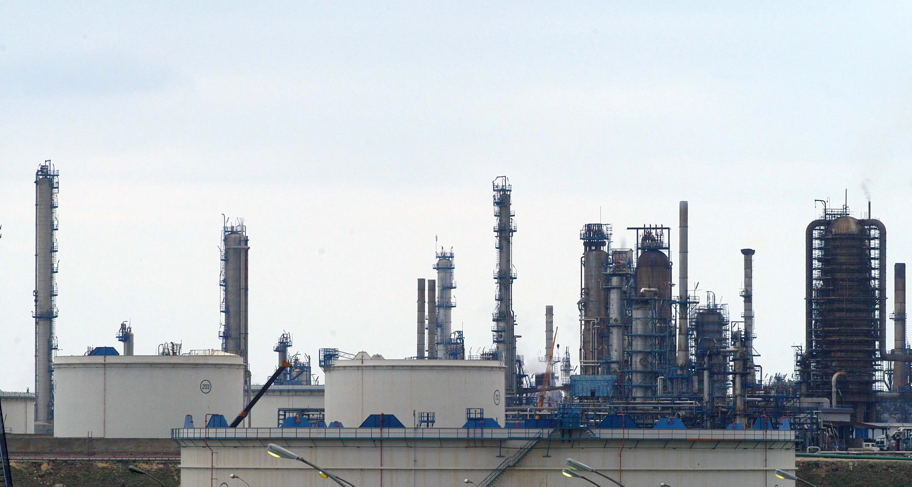 Eni: Priolo accelera, Ragusa ferma. I sindacati chiedono garanzie