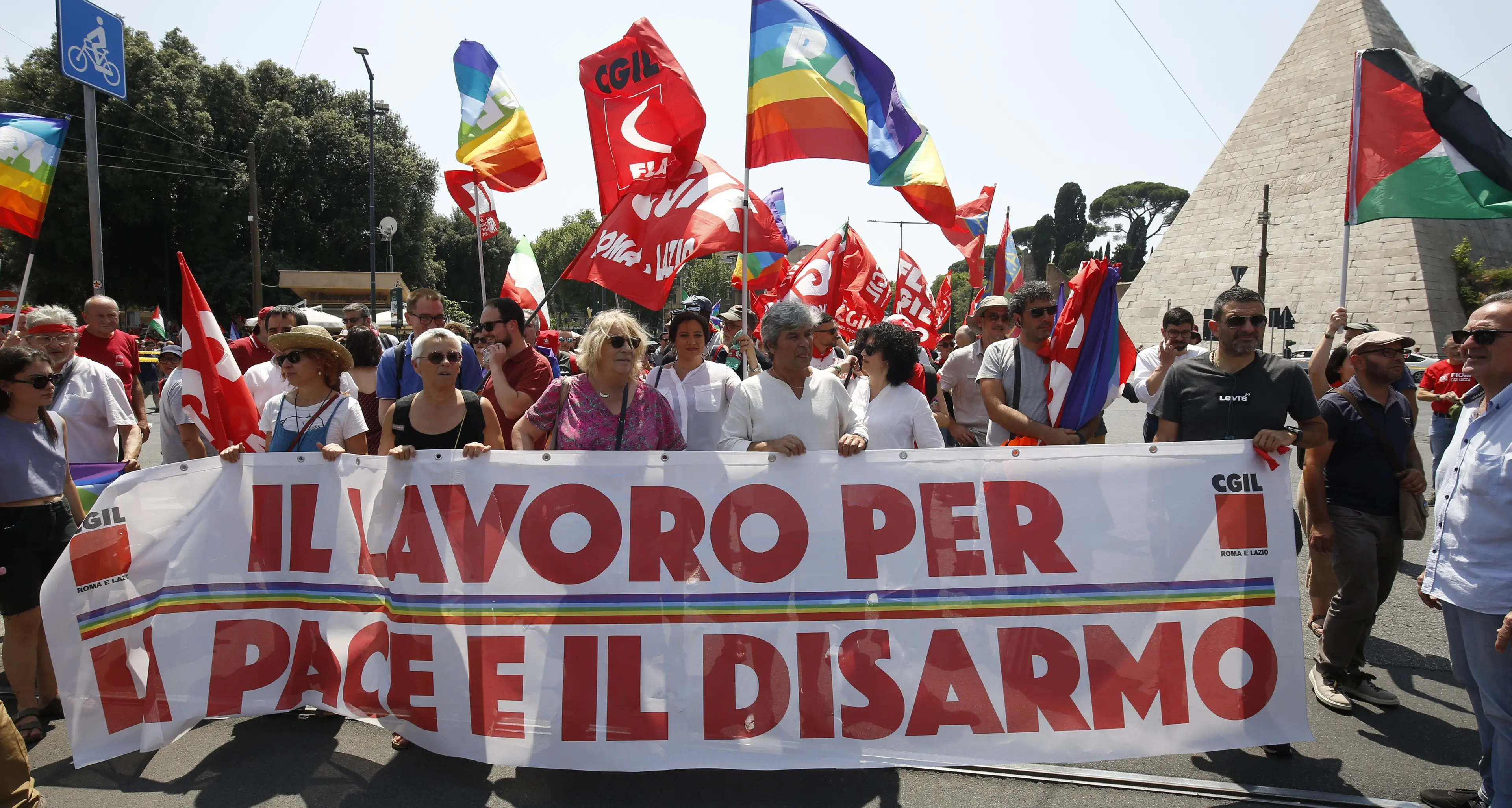 Un’agenda sociale per il lavoro, la pace e la democrazia