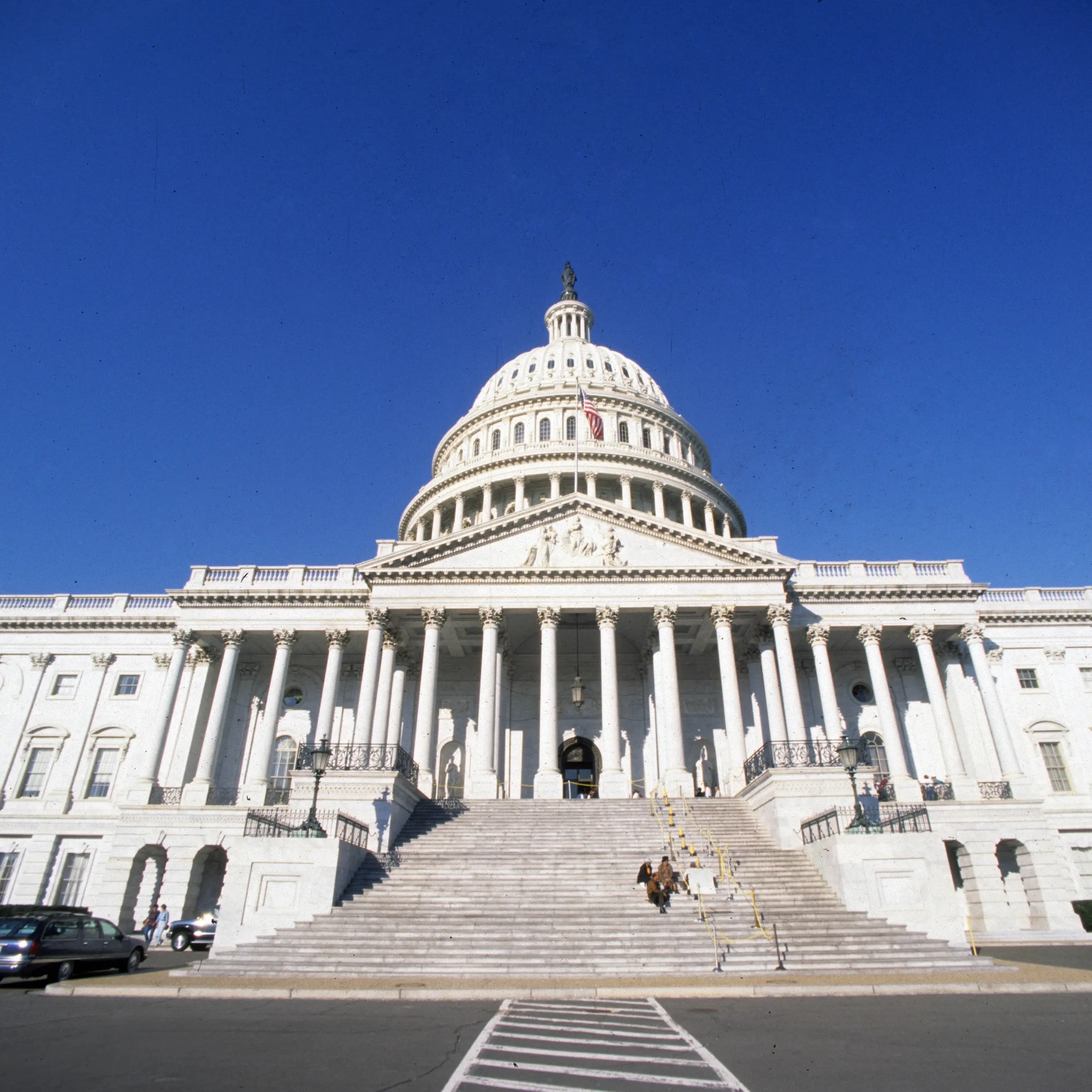 Stati Uniti in shutdown: 800mila lavoratori senza stipendio