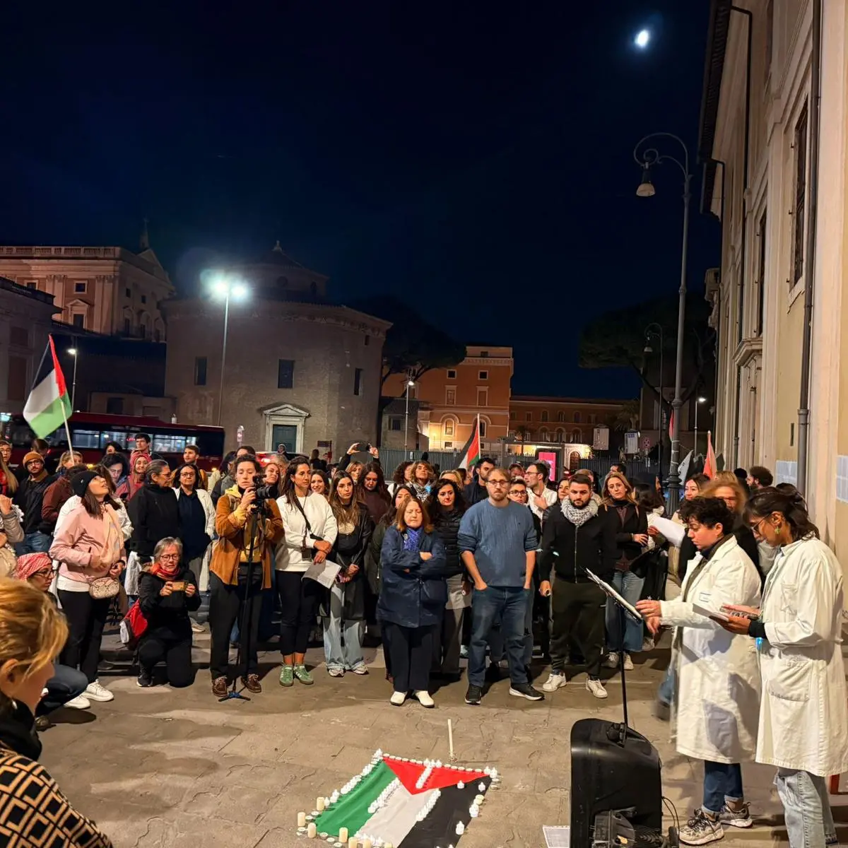 I sanitari dicono no al genocidio