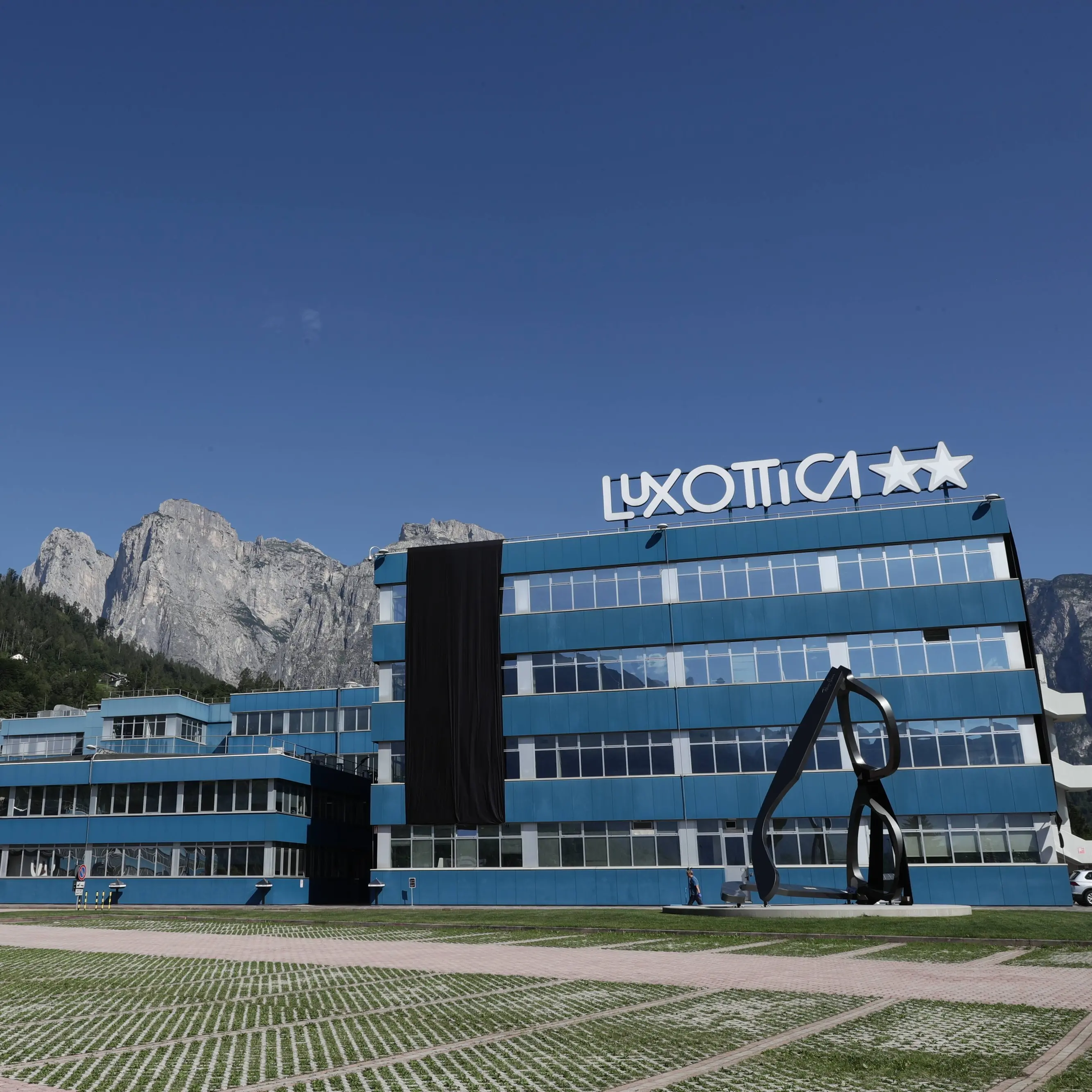 EssilorLuxottica, al via il corso nazionale per le Rsu