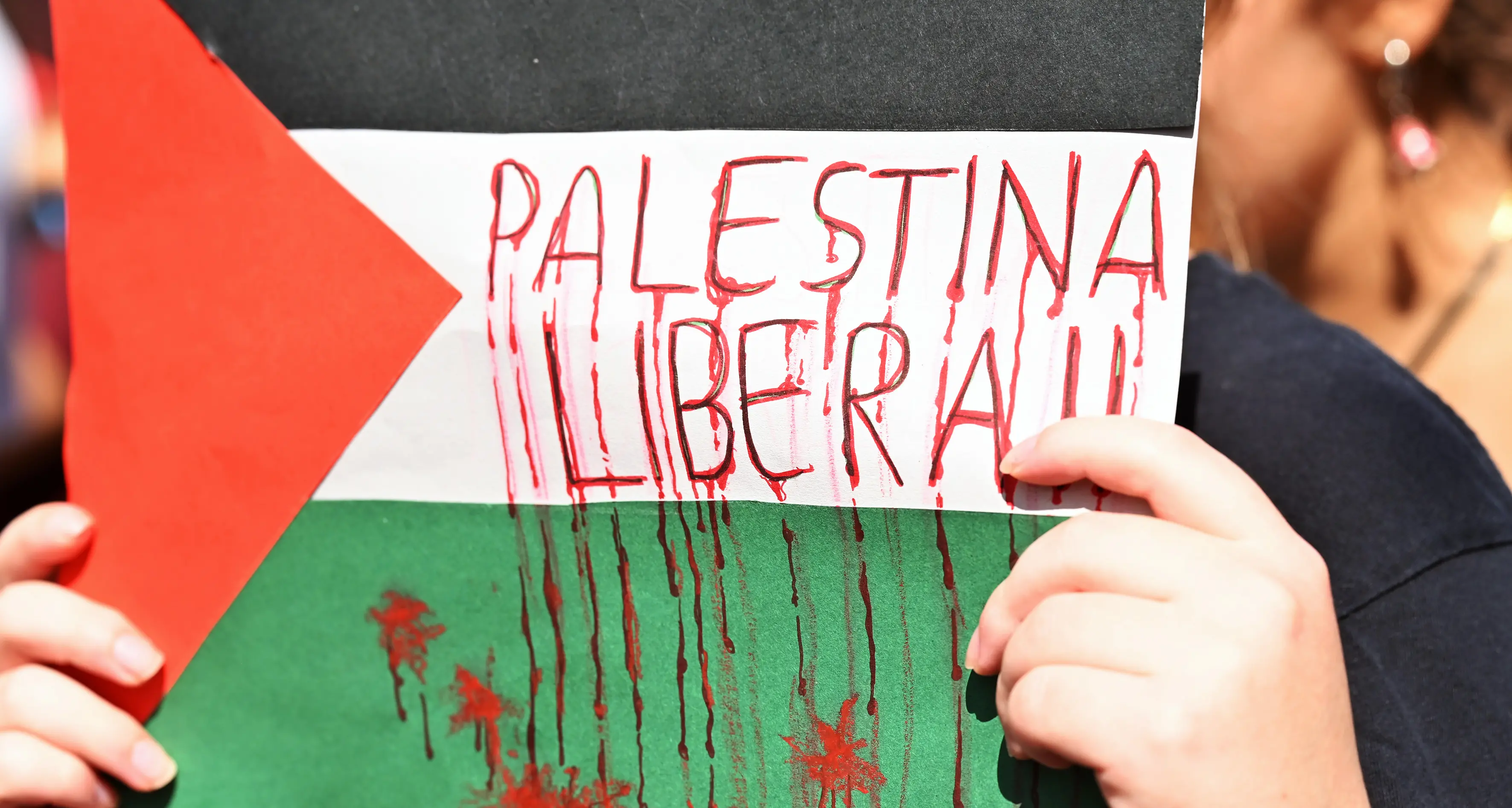 Massa, 37 indagati per manifestazione pro Pal del 3 ottobre. Cgil Toscana: la protesta non è reato