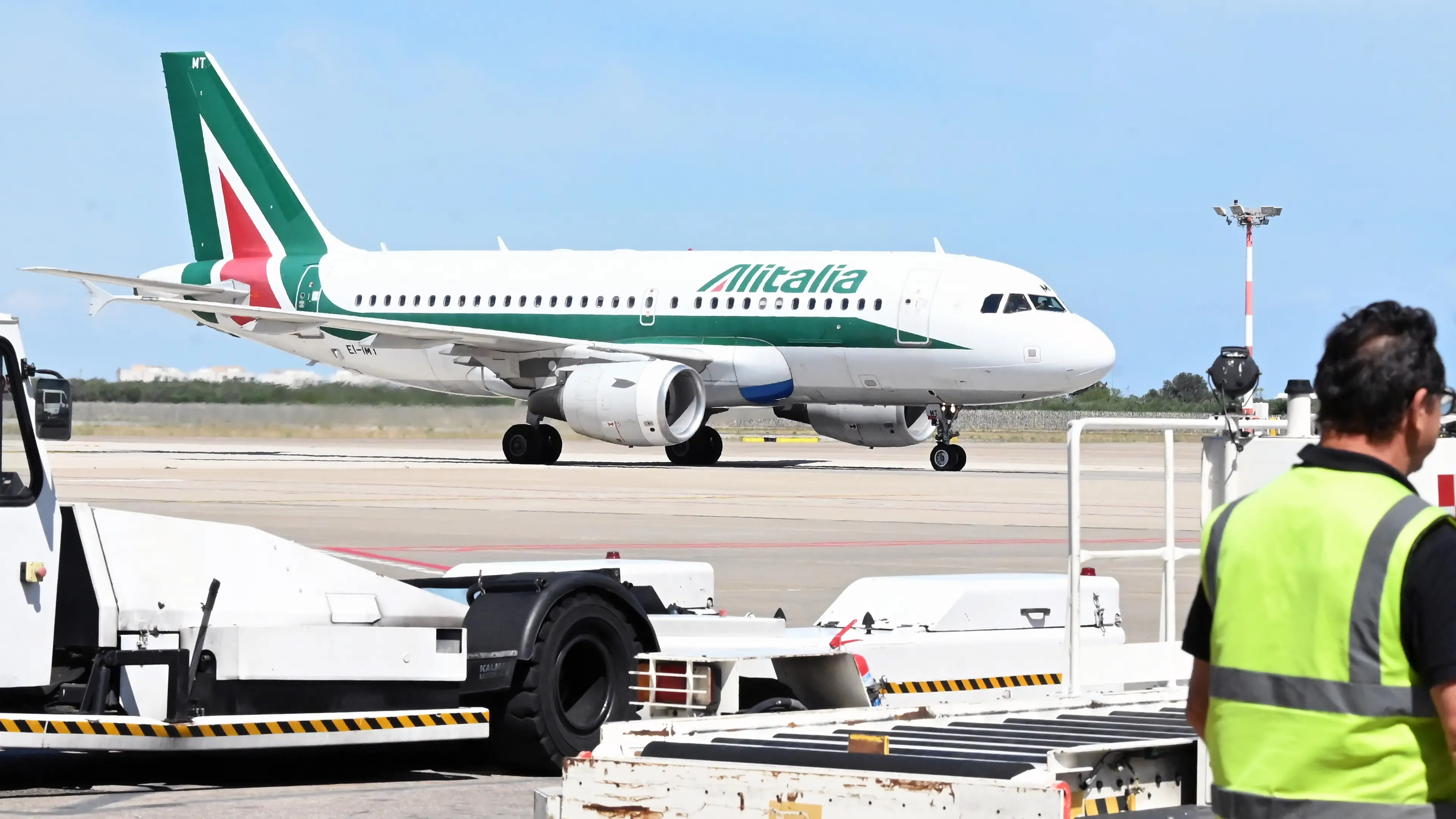Licenziati 1.953 dipendenti ex Alitalia