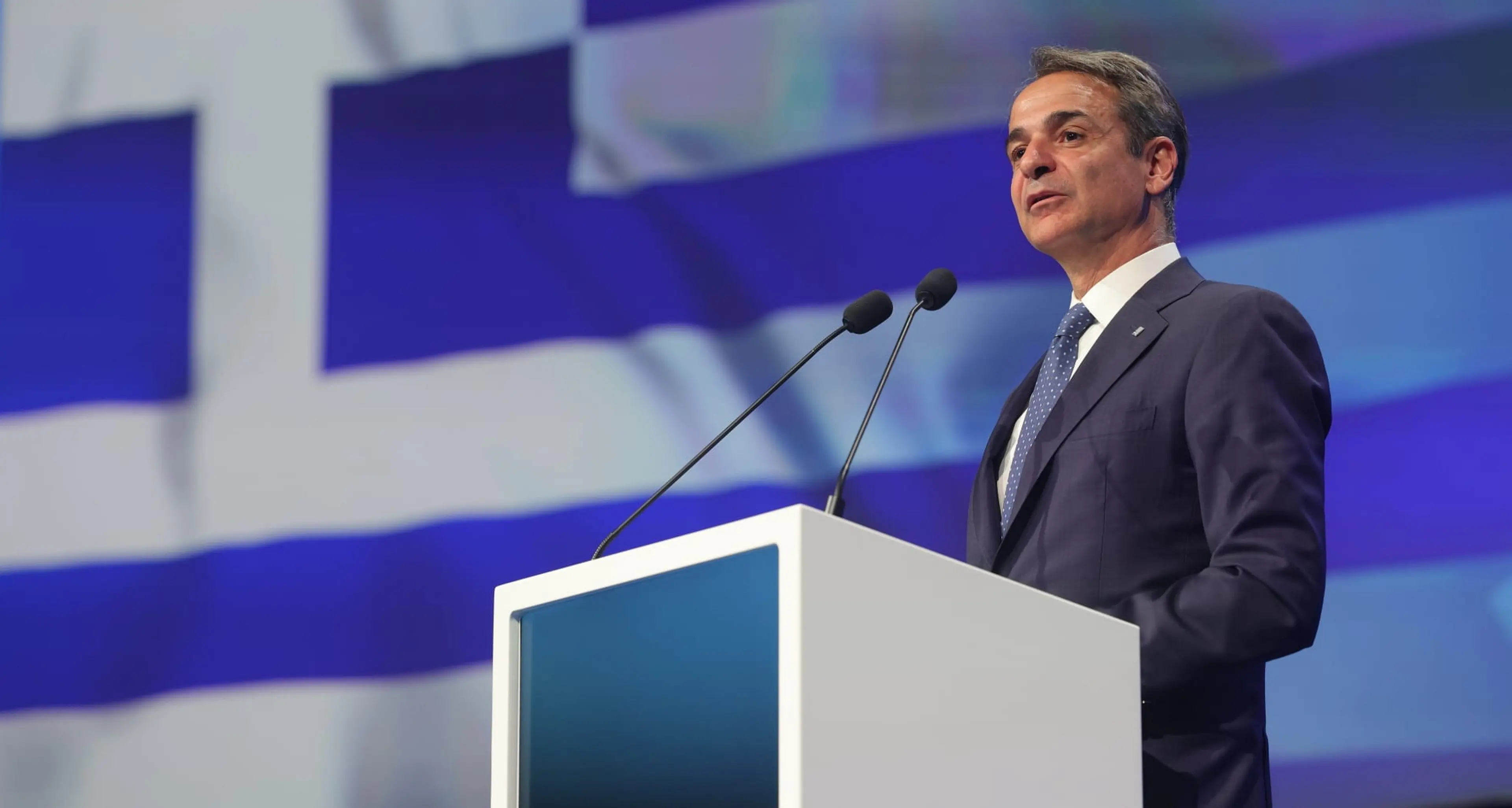 Grecia, via libera alla “schiavitù retribuita”