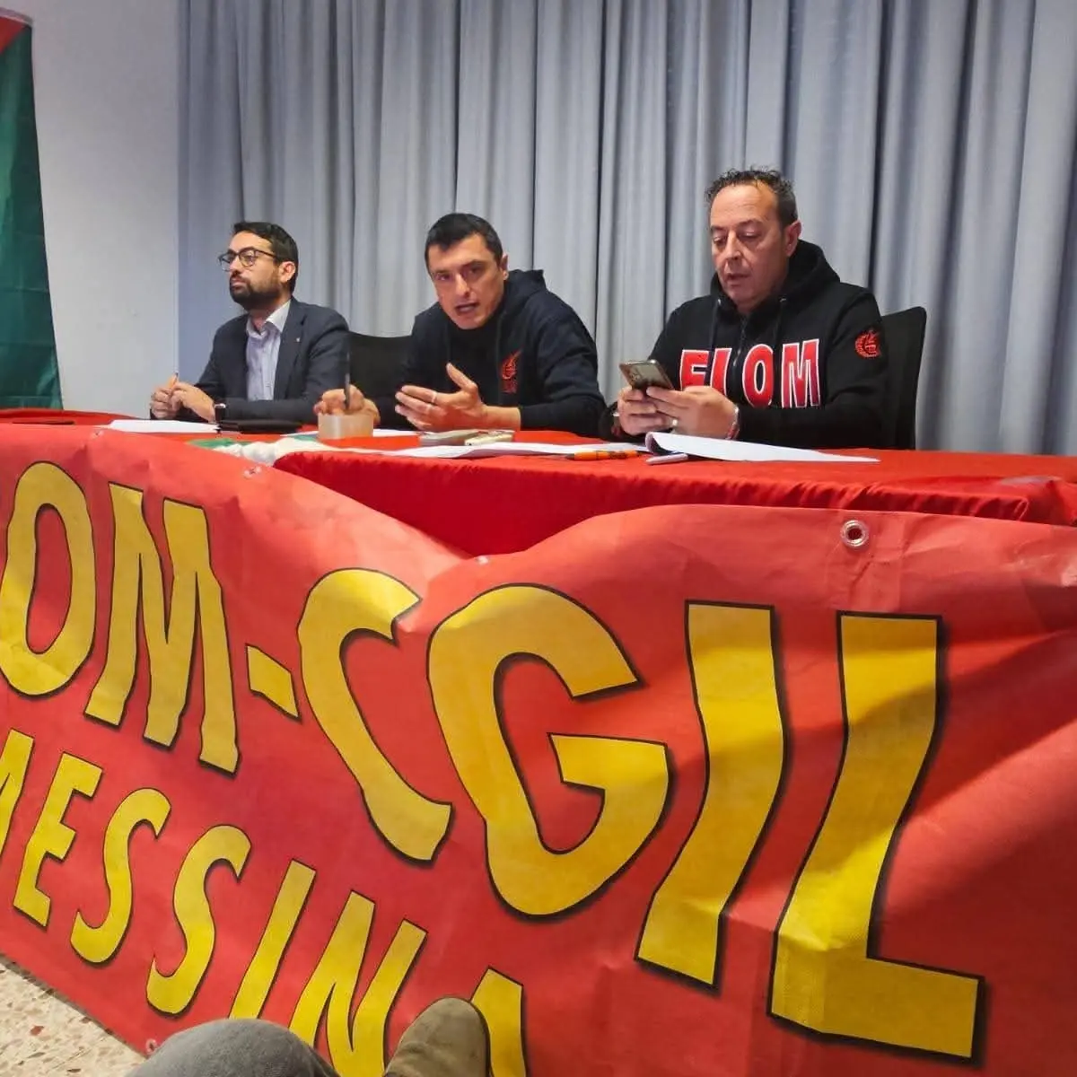 Messina, la lotta paga. Reintegrati i tre operai iscritti alla Fiom licenziati dalla Isgrò Costruzioni Srl