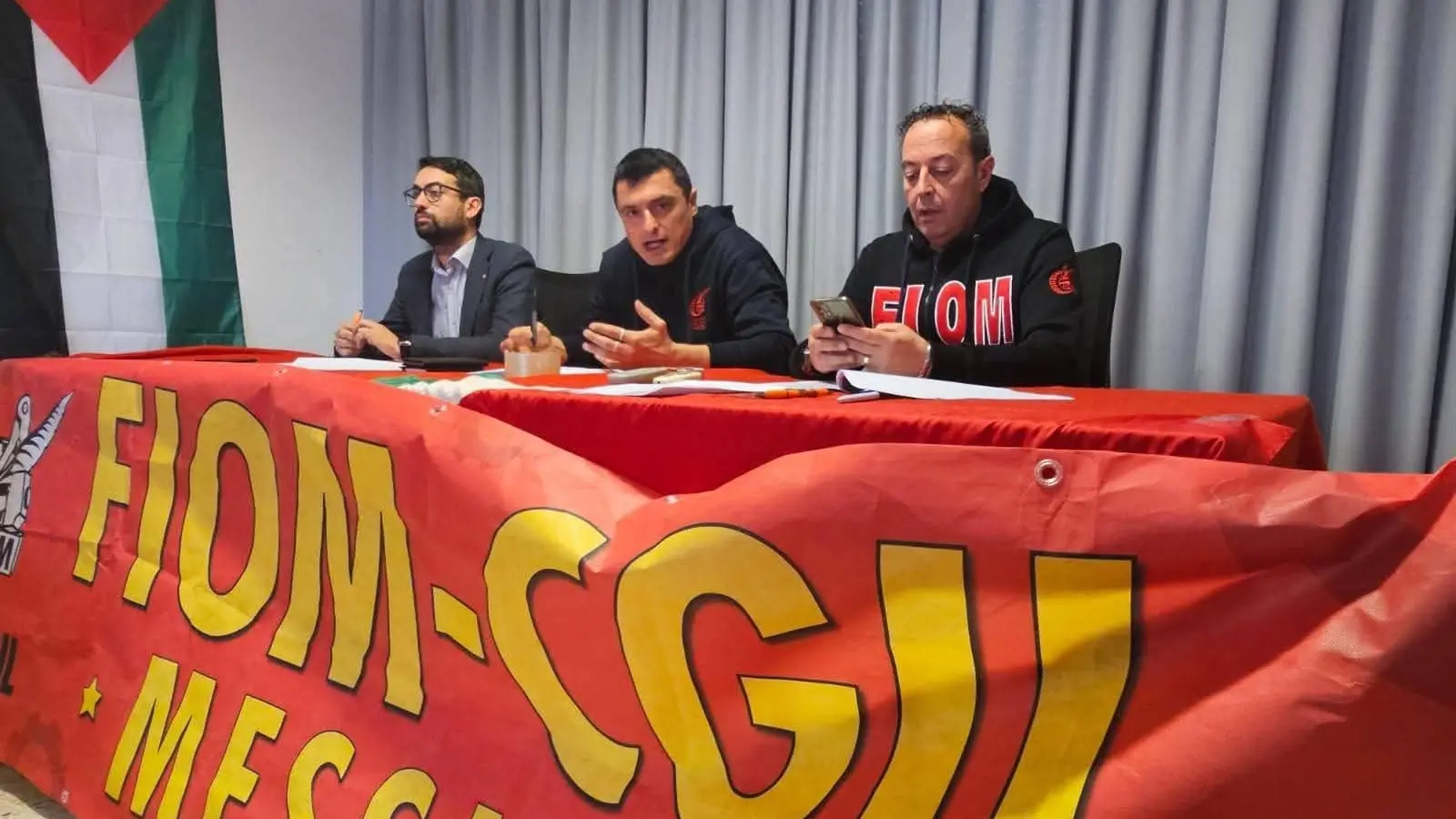 Messina, la lotta paga. Reintegrati i tre operai iscritti alla Fiom licenziati dalla Isgrò Costruzioni Srl