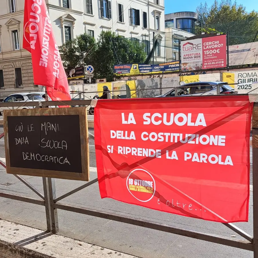 In piazza contro le Indicazioni nazionali: è il giorno della scuola democratica