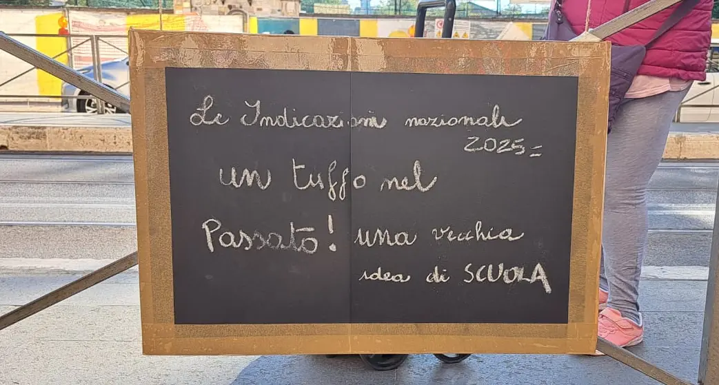 In piazza contro le Indicazioni nazionali: è il giorno della scuola democratica