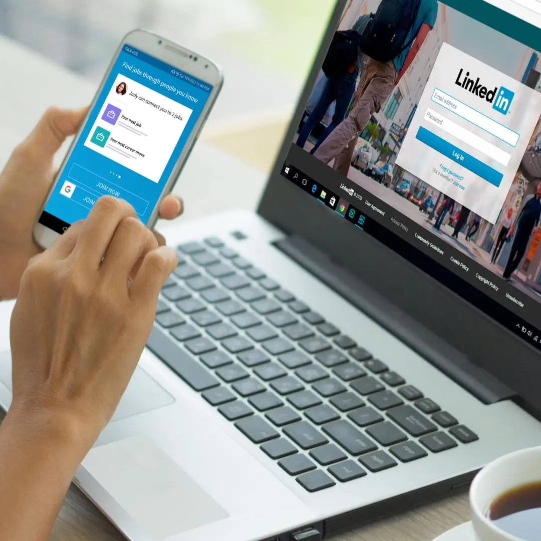 LinkedIn userà i profili per nutrire la sua intelligenza artificiale. Ecco come evitarlo