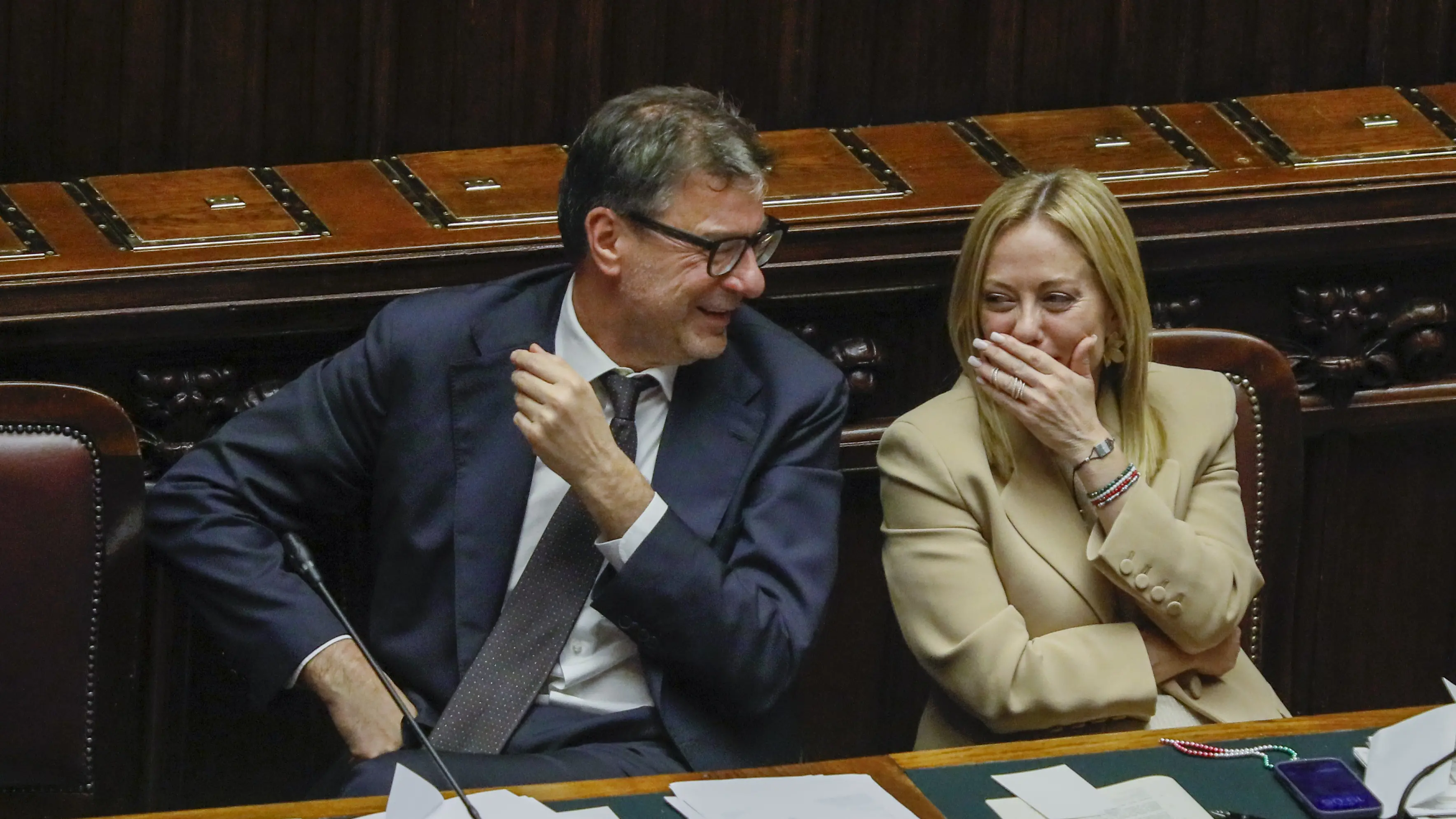 Manovra: tagli ai Caf, a pagare sono i cittadini